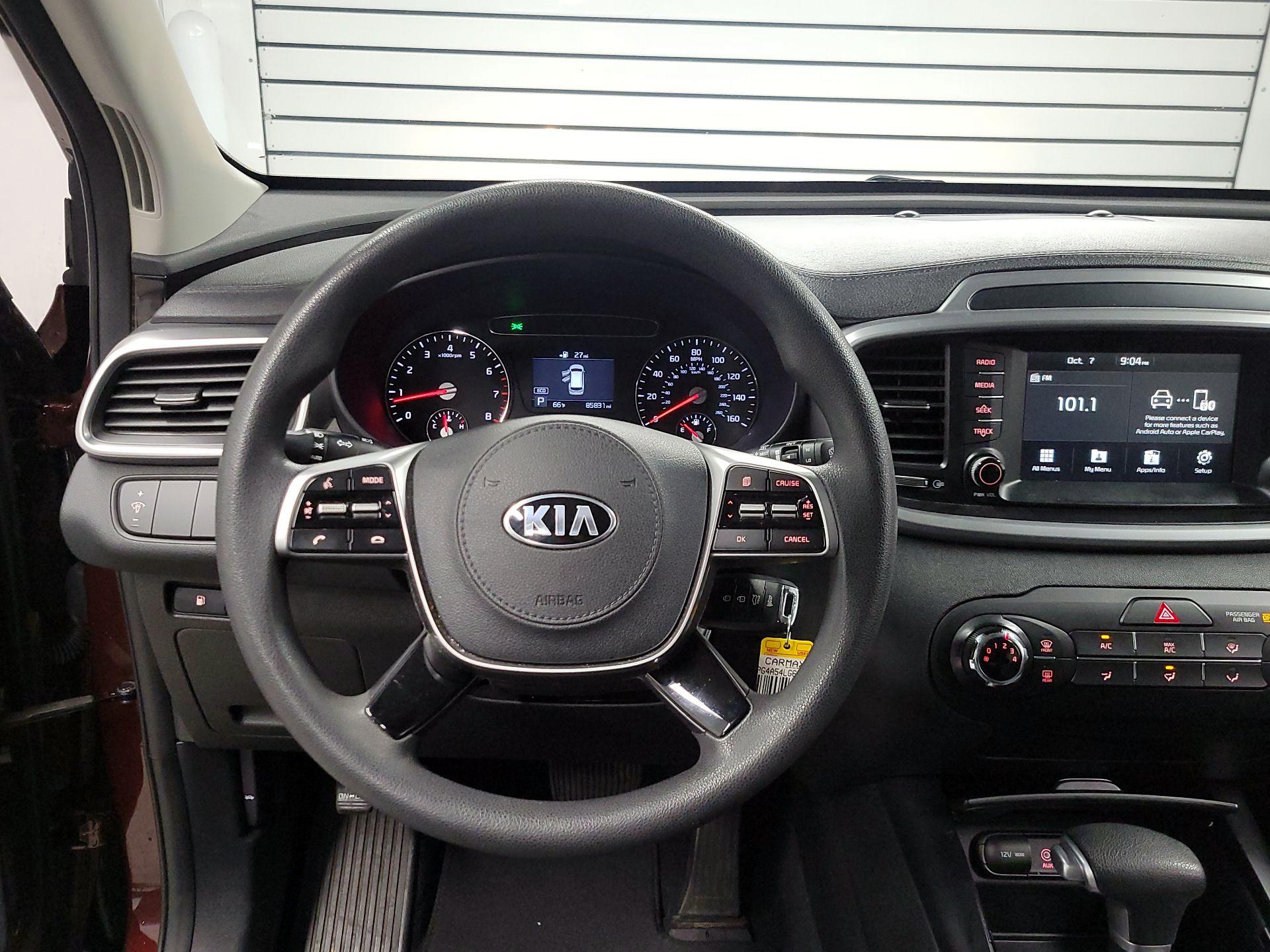 Thumbnail: 2020 Kia Sorento - 10
