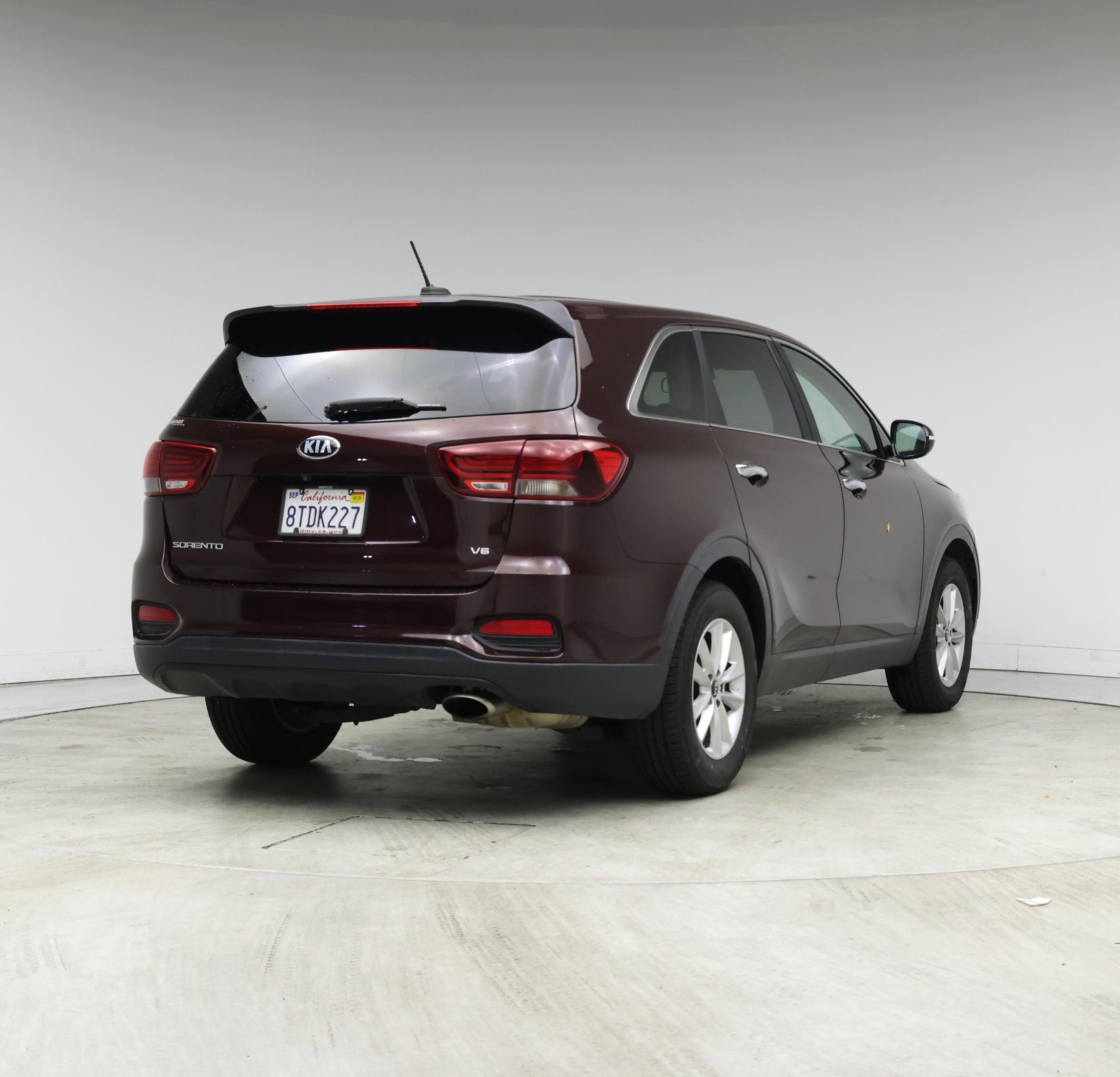 Thumbnail: 2020 Kia Sorento - 8