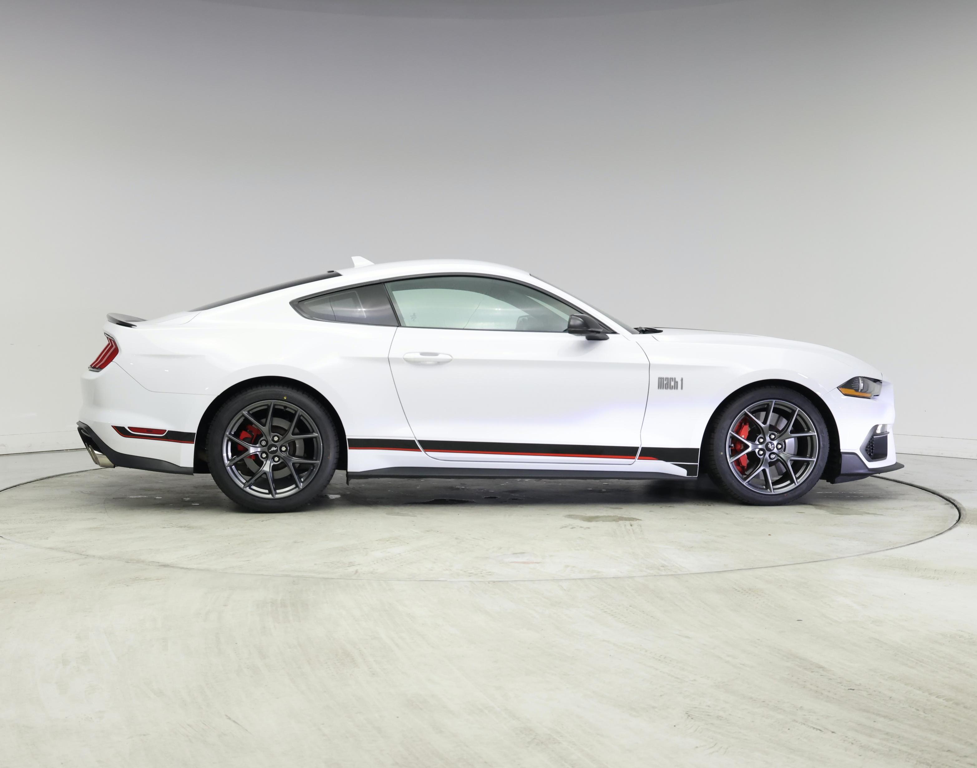 Thumbnail: 2022 Ford Mustang - 7