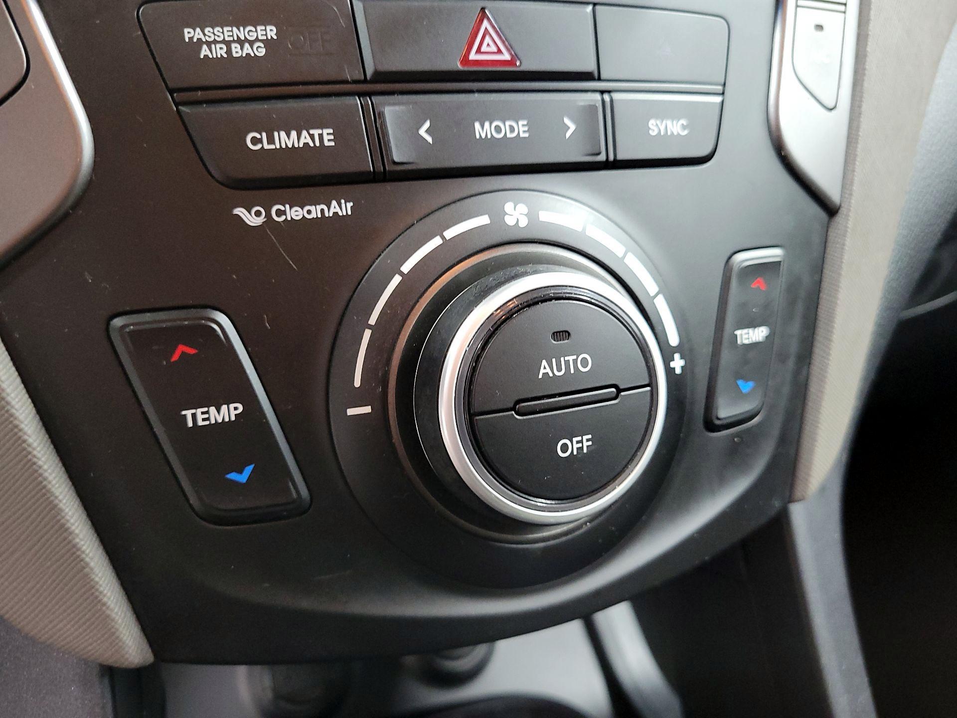 Thumbnail: 2017 Hyundai Santa Fe - 16