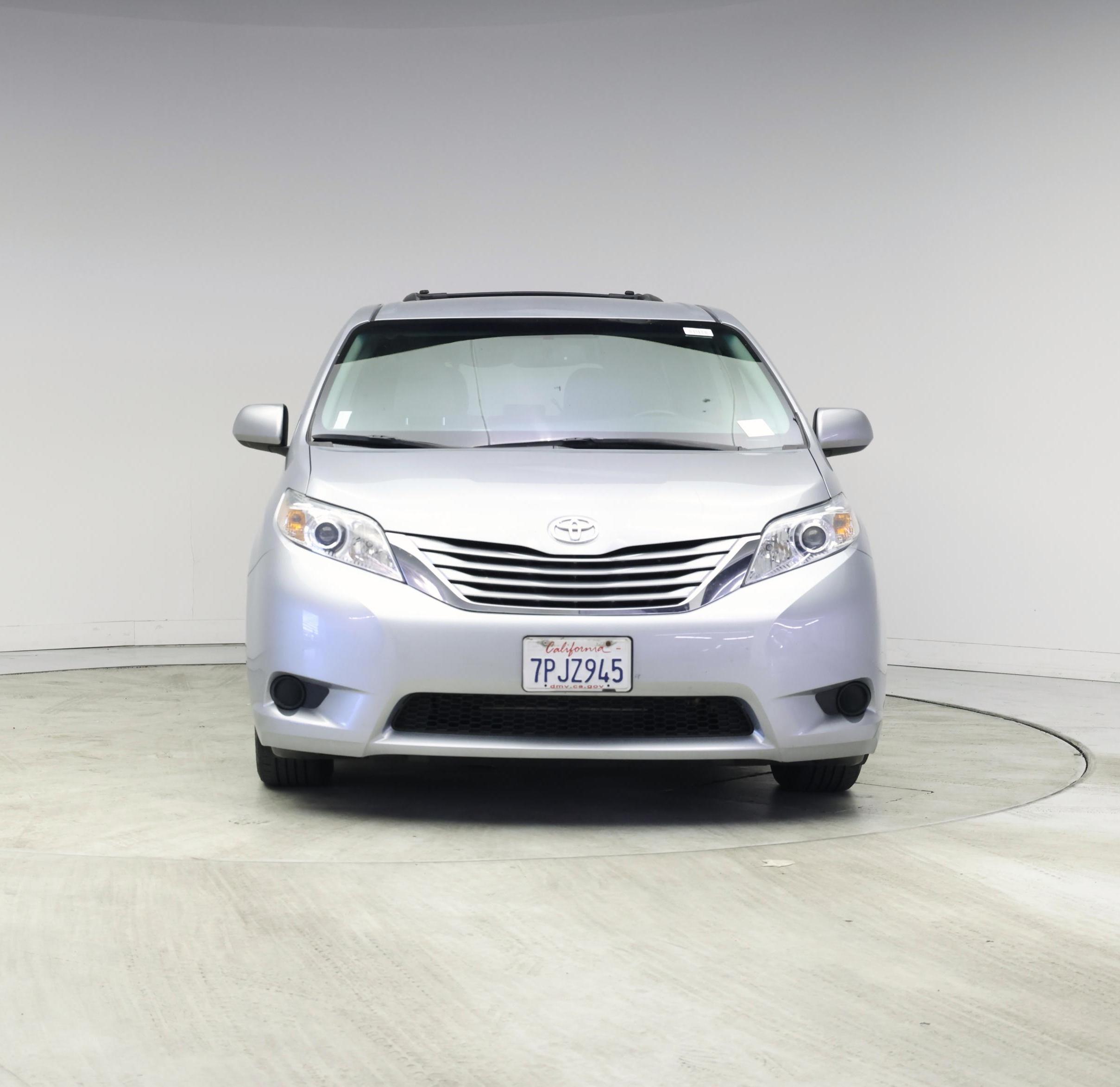 Thumbnail: 2015 Toyota Sienna - 5