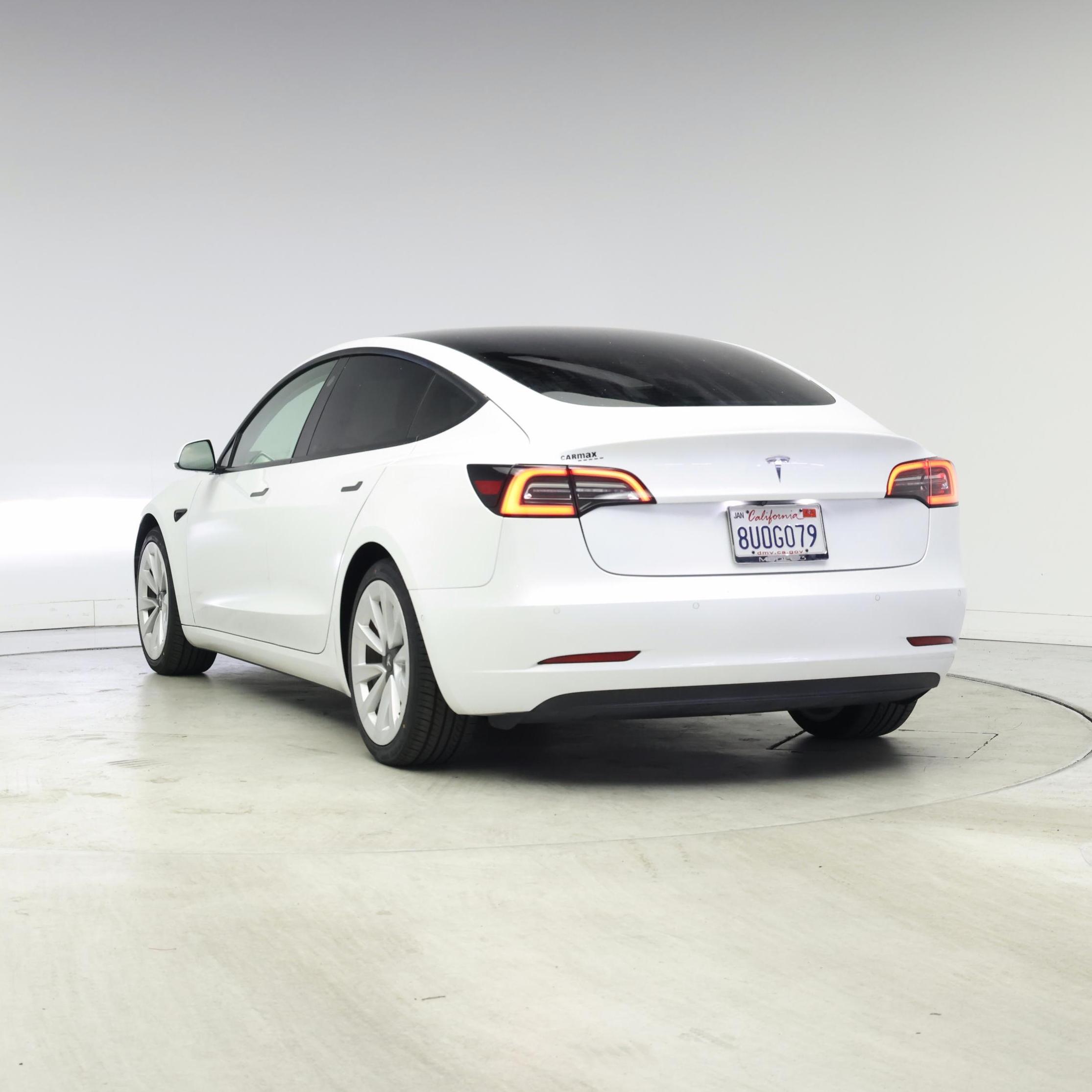 Thumbnail: 2021 Tesla Model 3 - 2