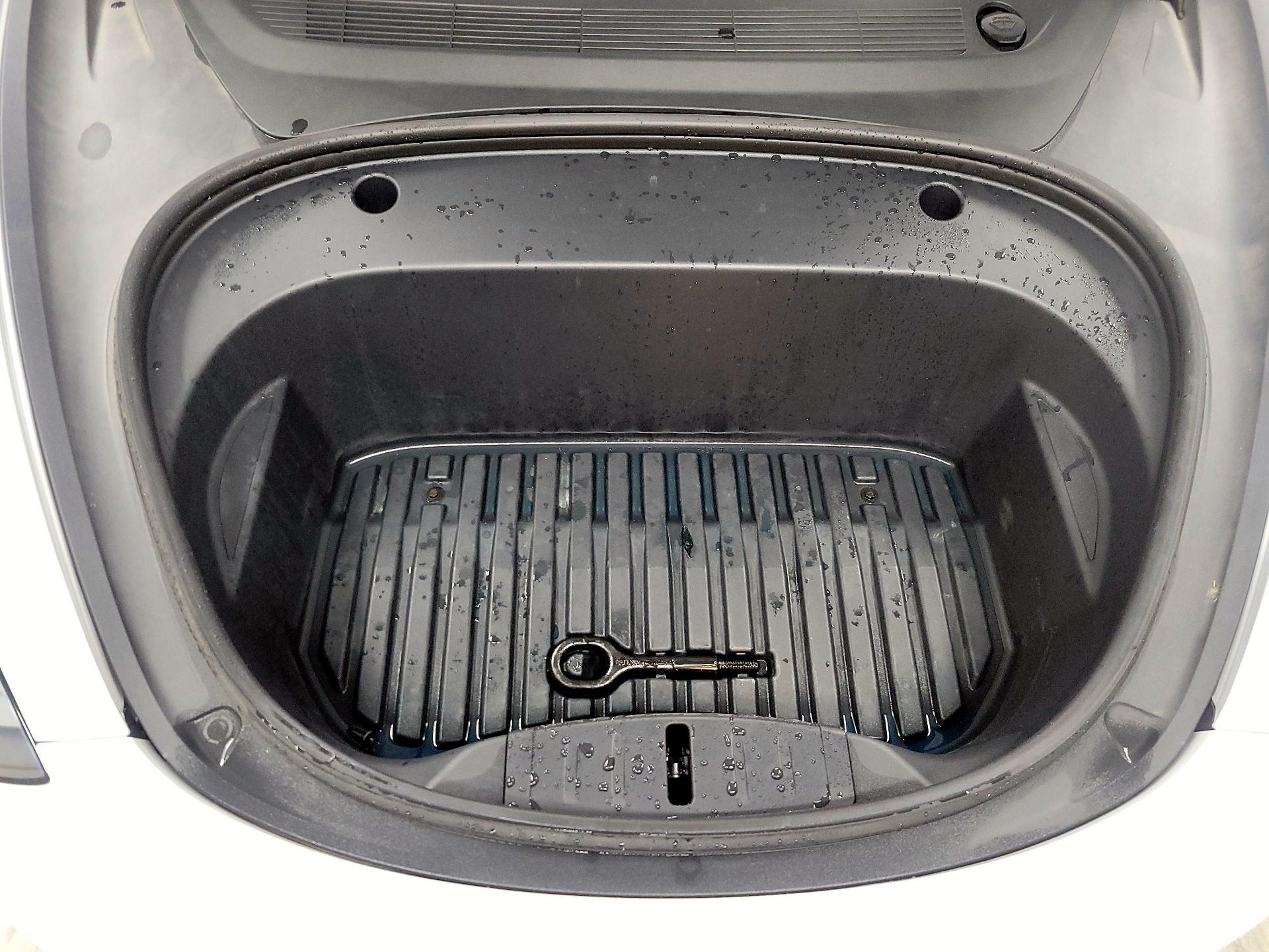 Thumbnail: 2021 Tesla Model 3 - 19