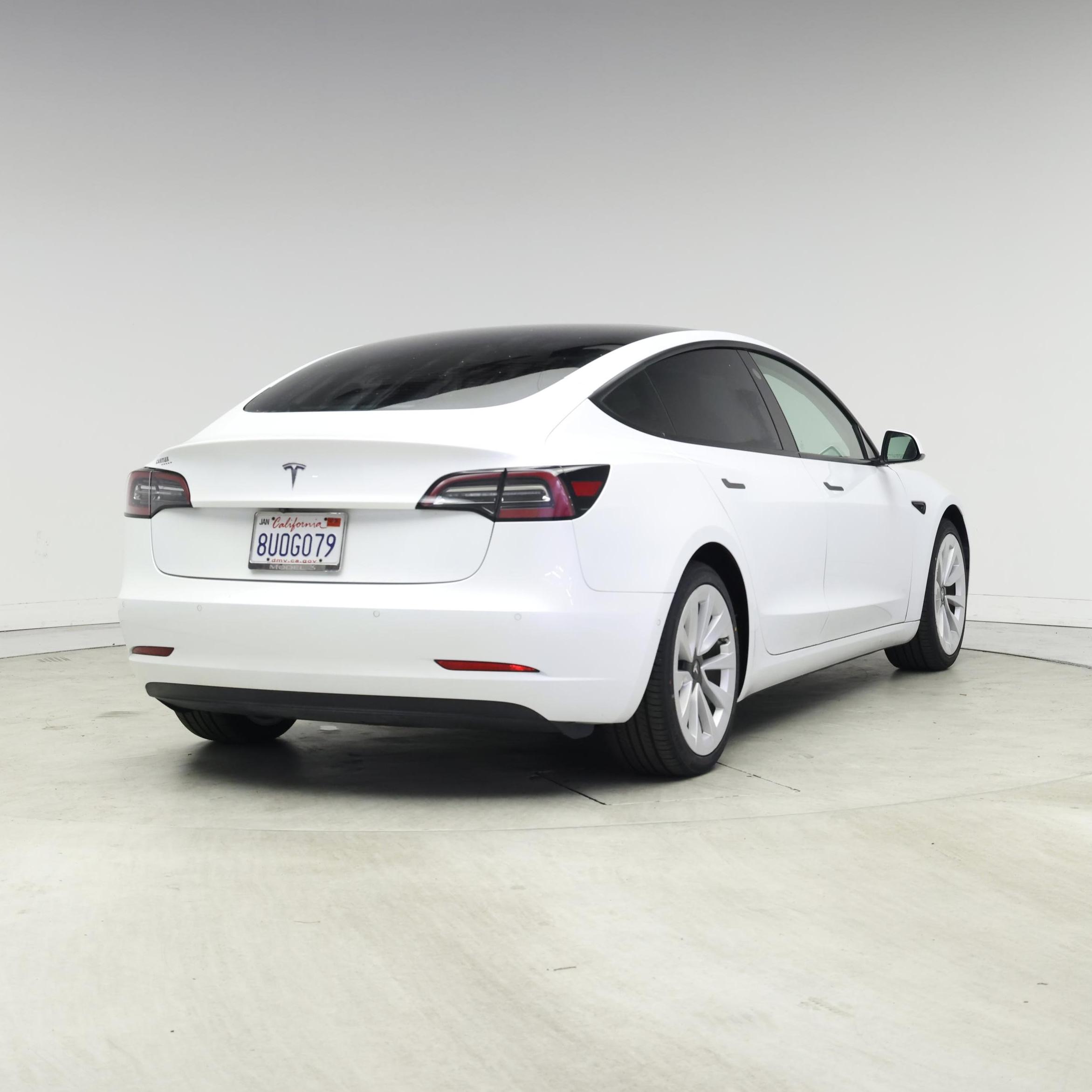 Thumbnail: 2021 Tesla Model 3 - 8