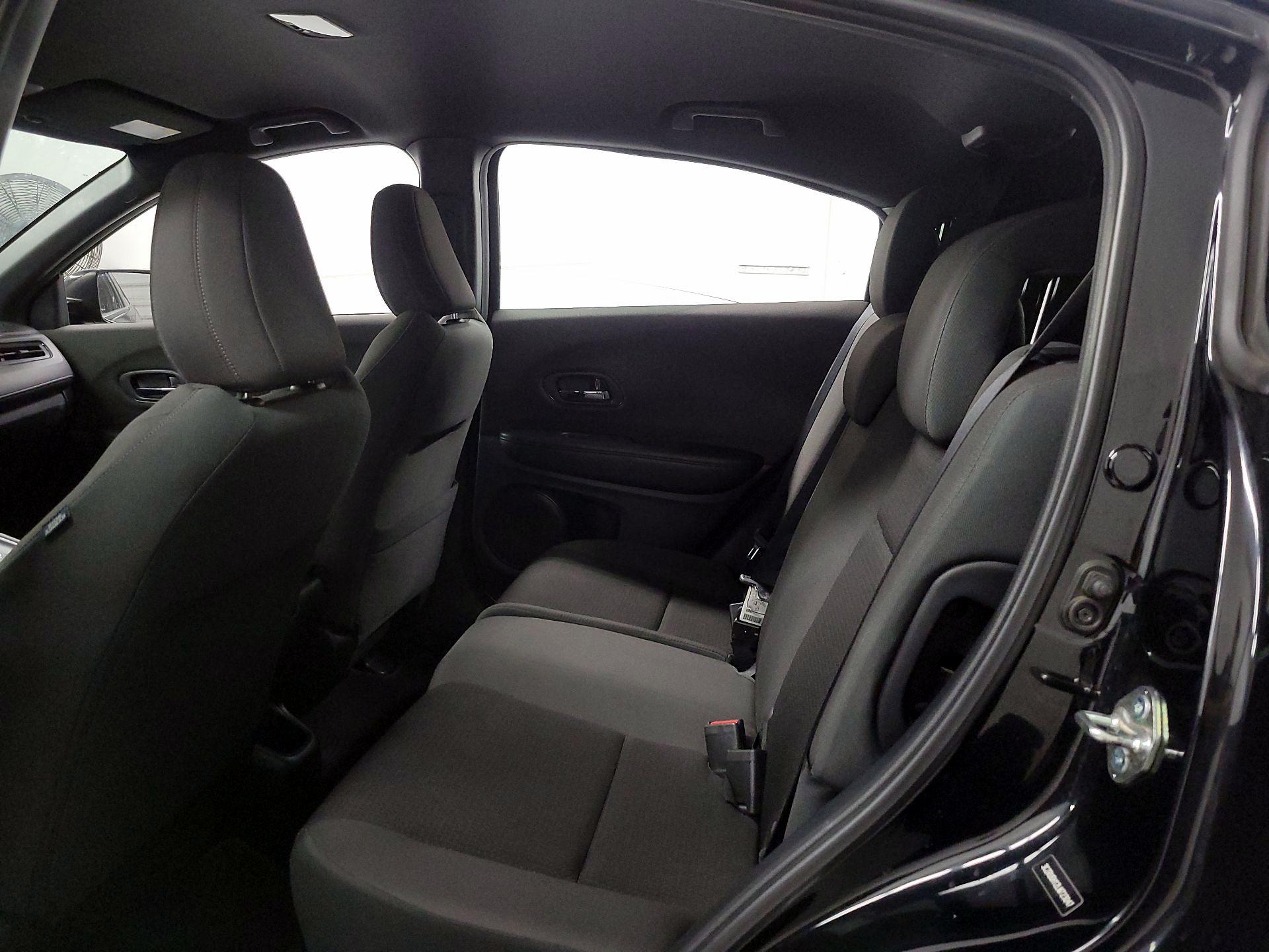 Thumbnail: 2020 Honda HR-V - 17
