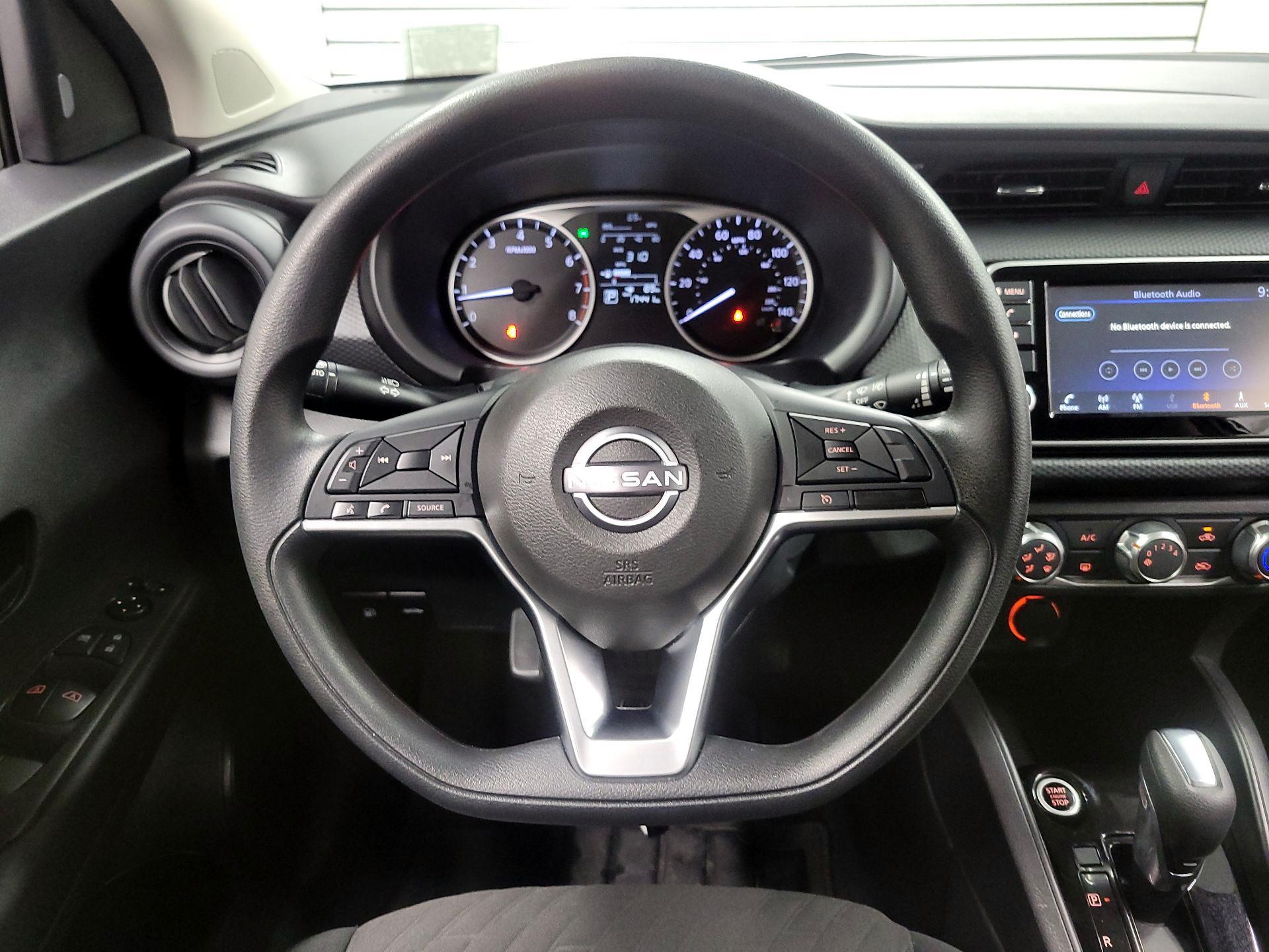 Thumbnail: 2022 Nissan Kicks - 10