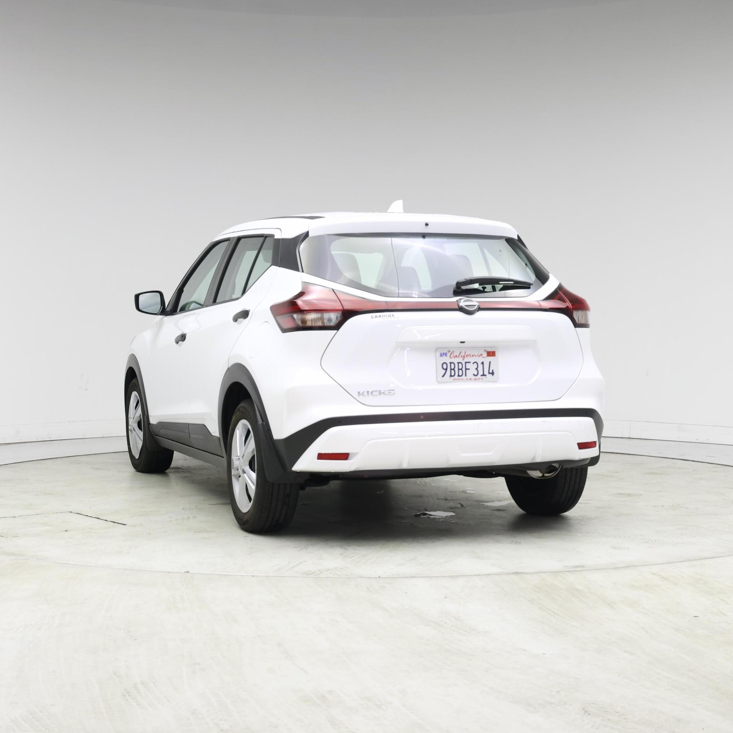 Thumbnail: 2022 Nissan Kicks - 2
