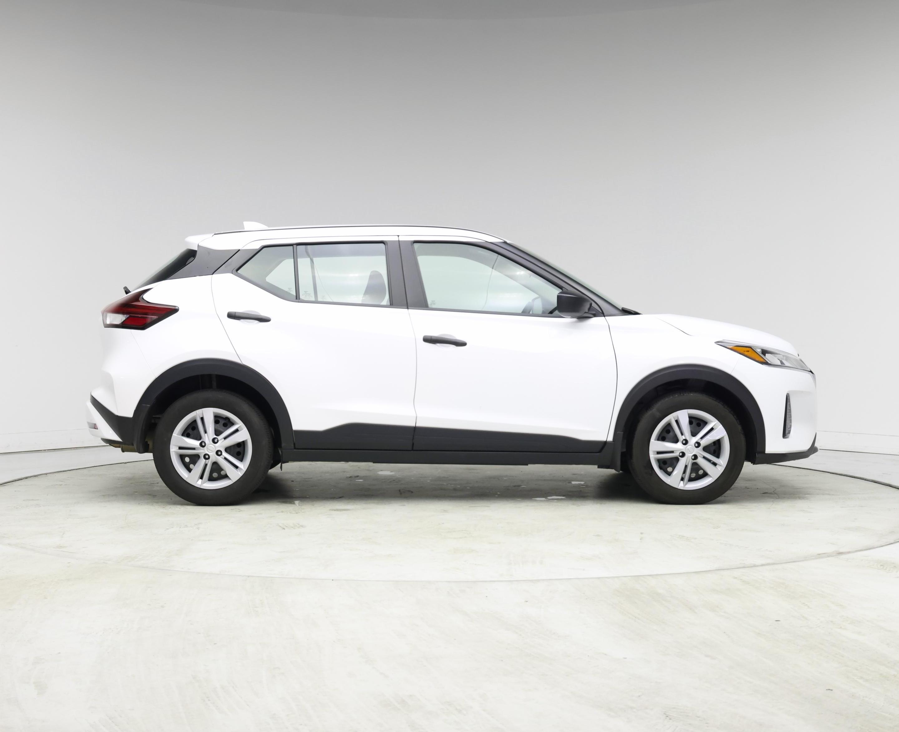 Thumbnail: 2022 Nissan Kicks - 7
