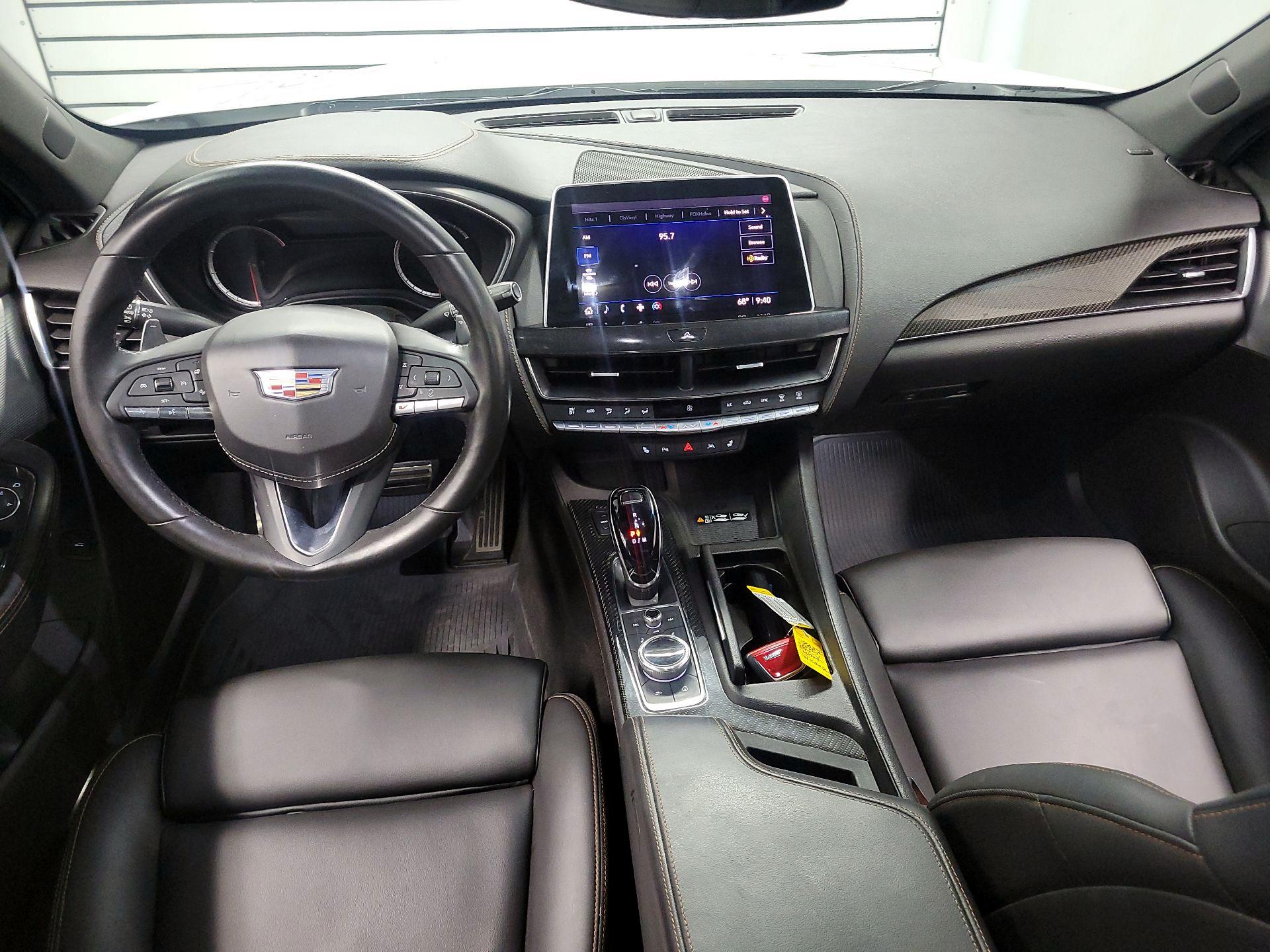 Thumbnail: 2022 Cadillac CT5 - 9