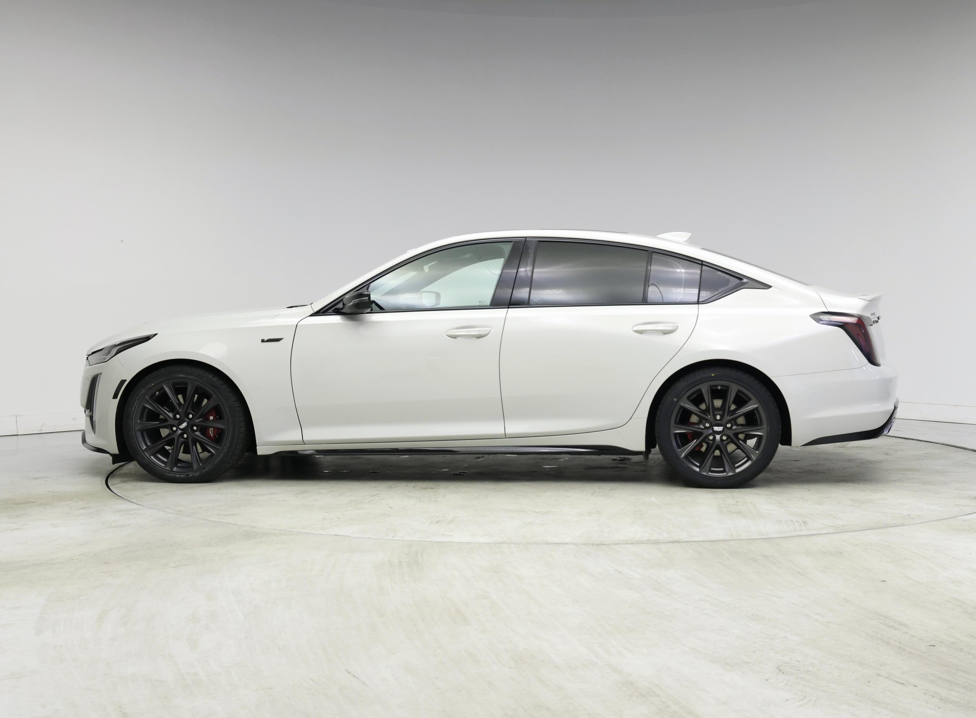 Thumbnail: 2022 Cadillac CT5 - 3