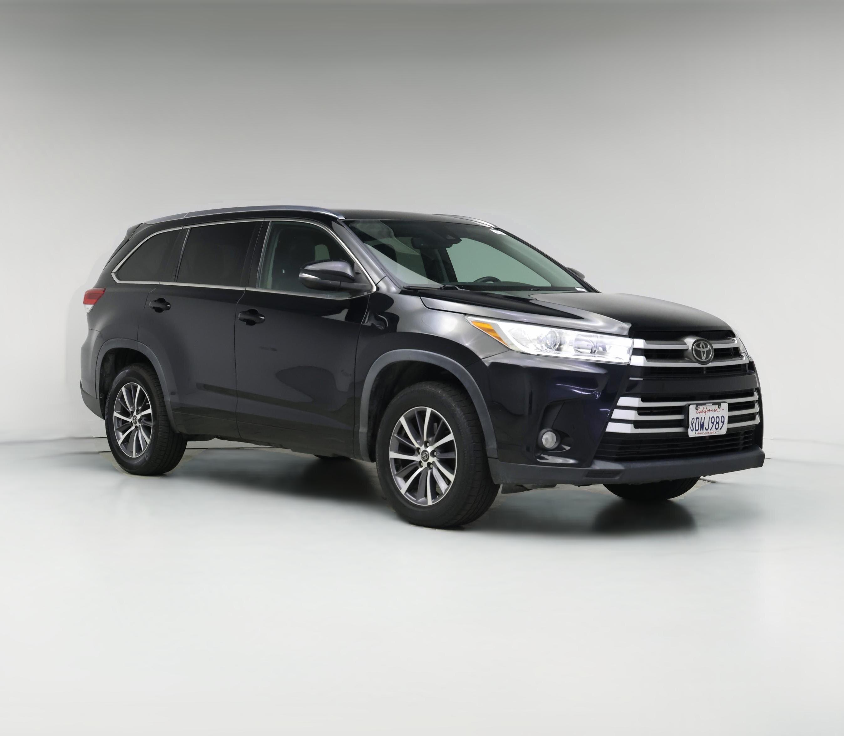 Thumbnail: 2018 Toyota Highlander - 1