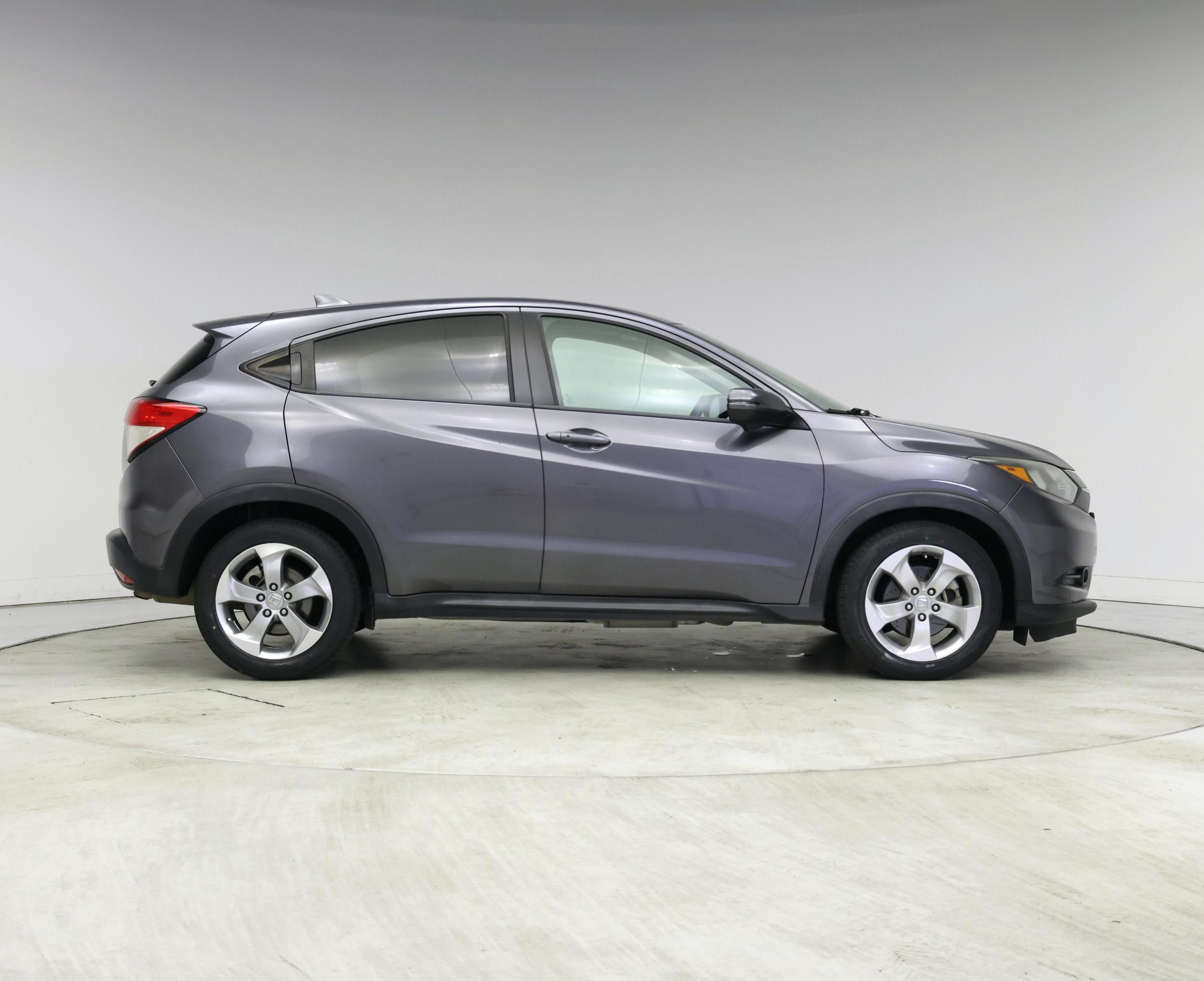 Thumbnail: 2016 Honda HR-V - 7