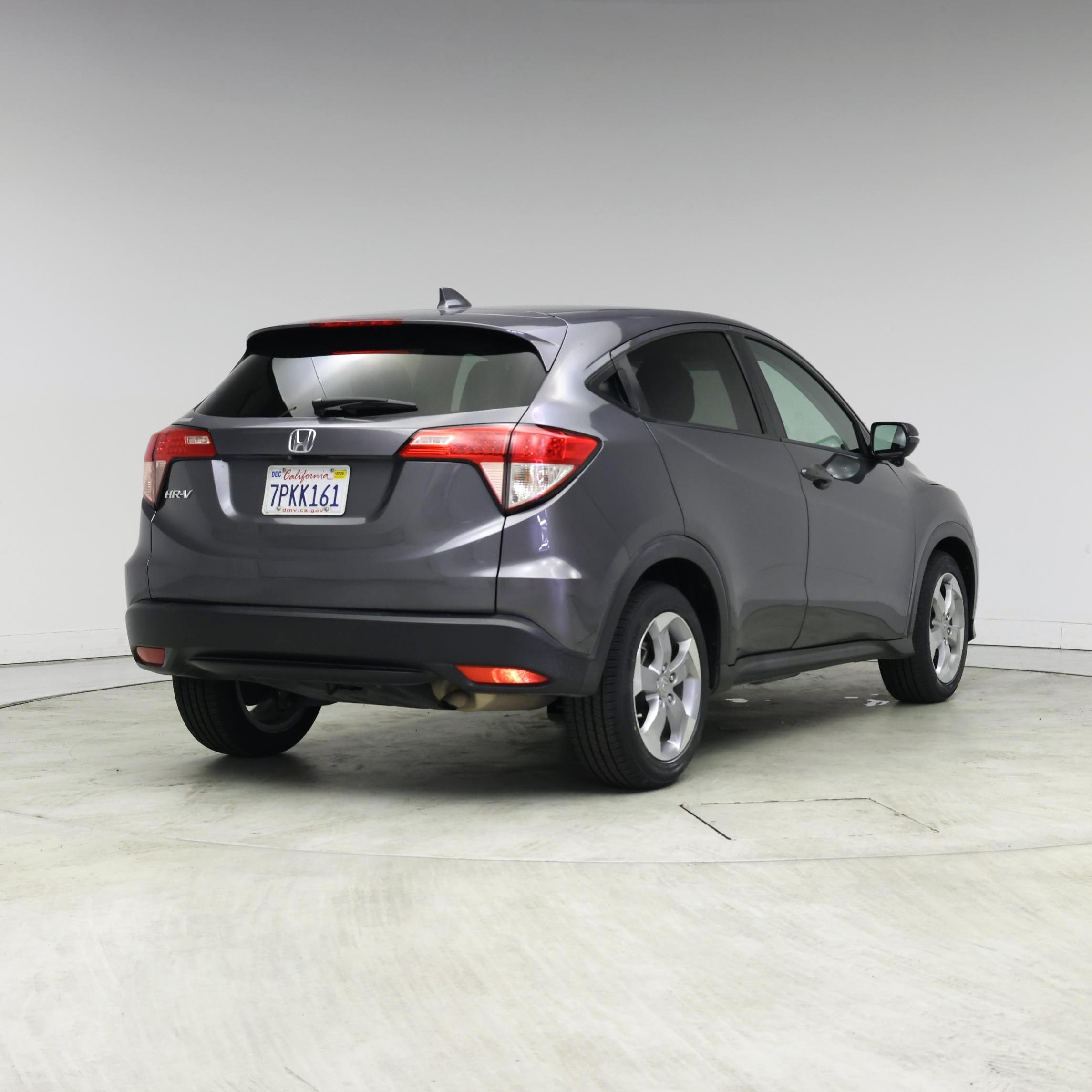 Thumbnail: 2016 Honda HR-V - 8
