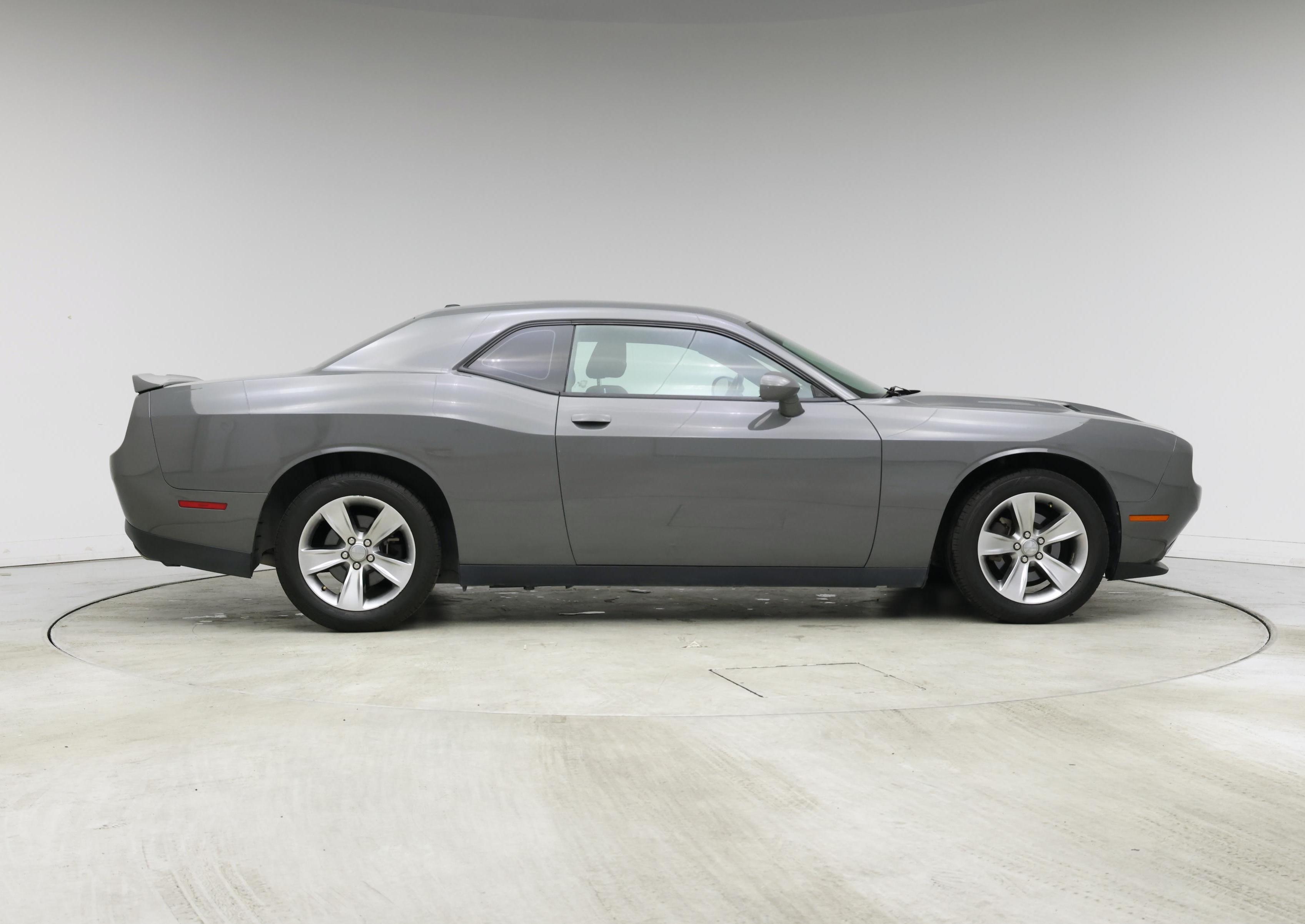 Thumbnail: 2018 Dodge Challenger - 7