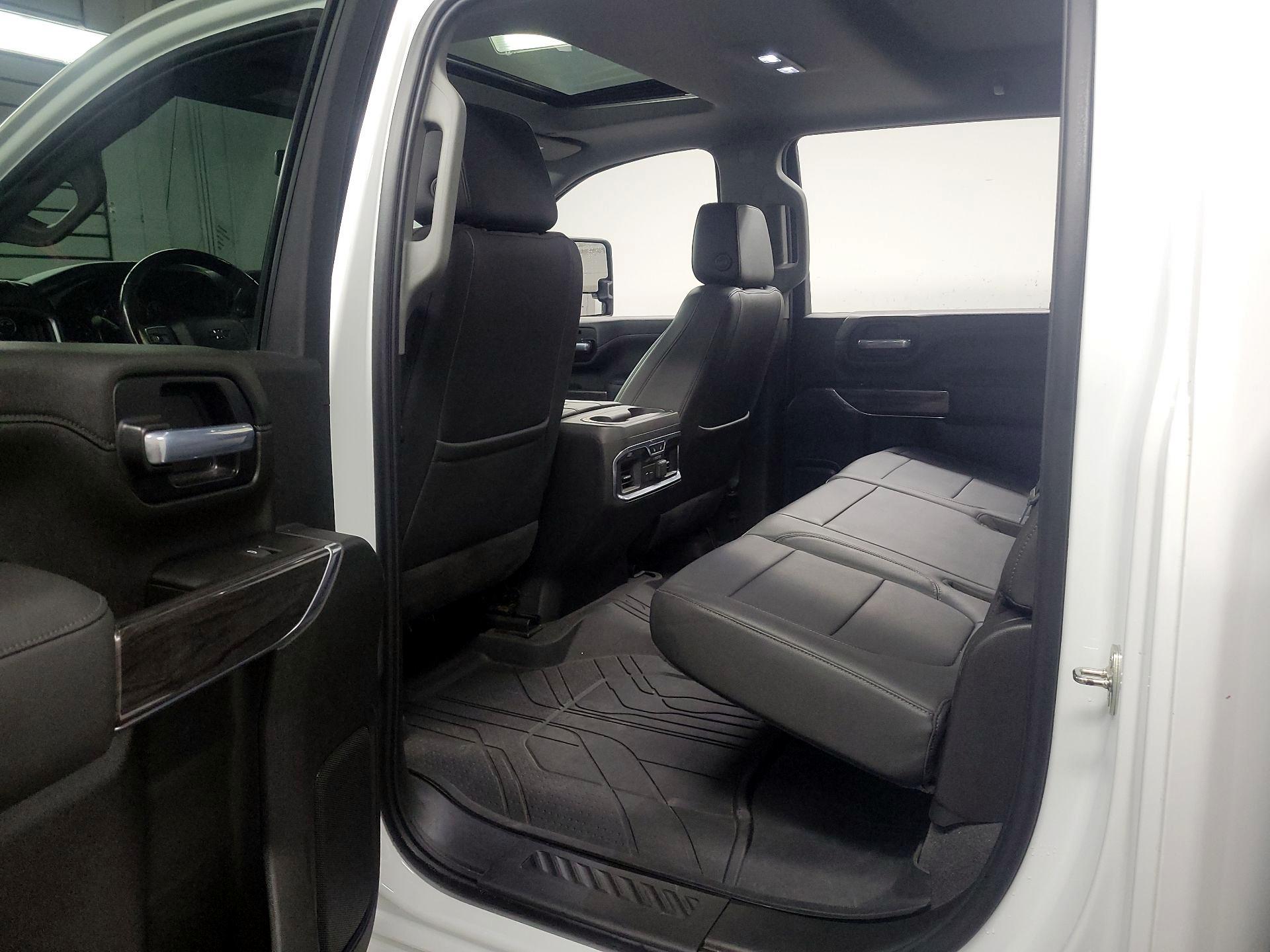 Thumbnail: 2021 Chevrolet Silverado 3500 - 20