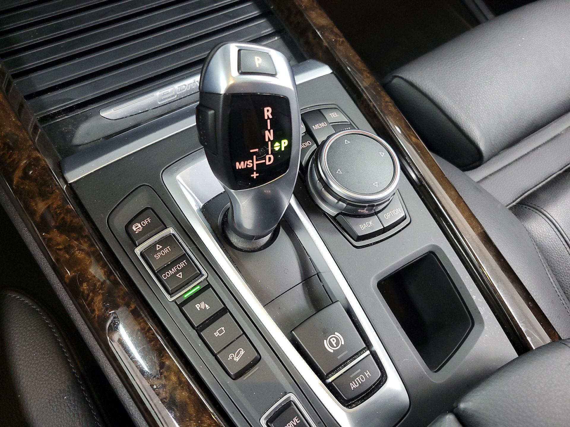 Thumbnail: 2016 BMW X5 - 17