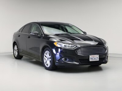 Black 2014 Ford Fusion SE