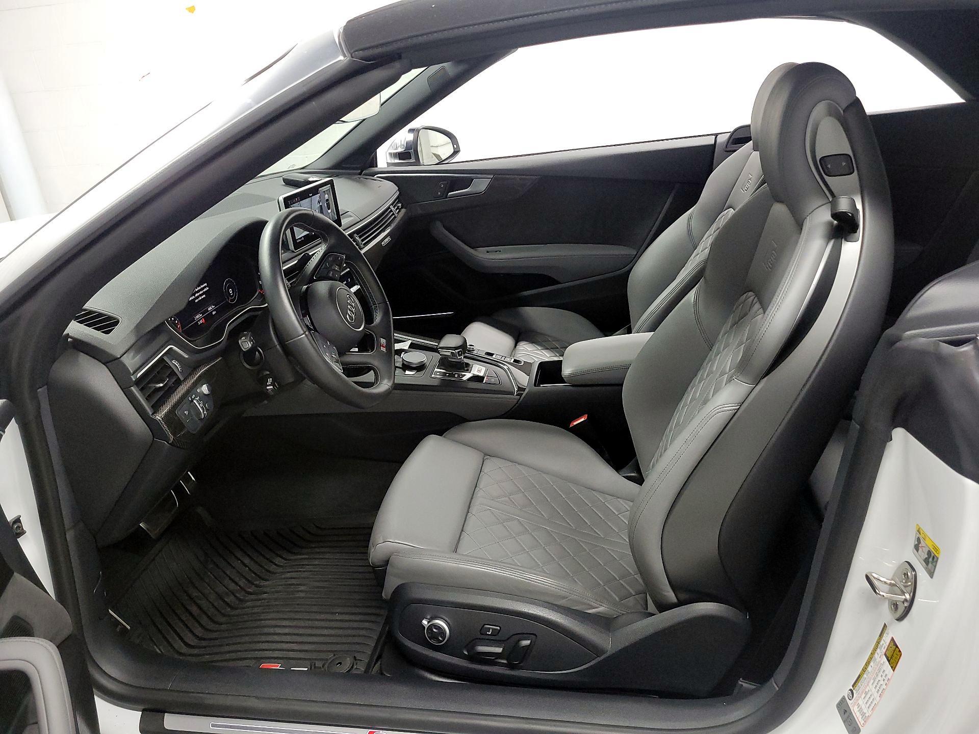 Thumbnail: 2019 Audi S5 - 11