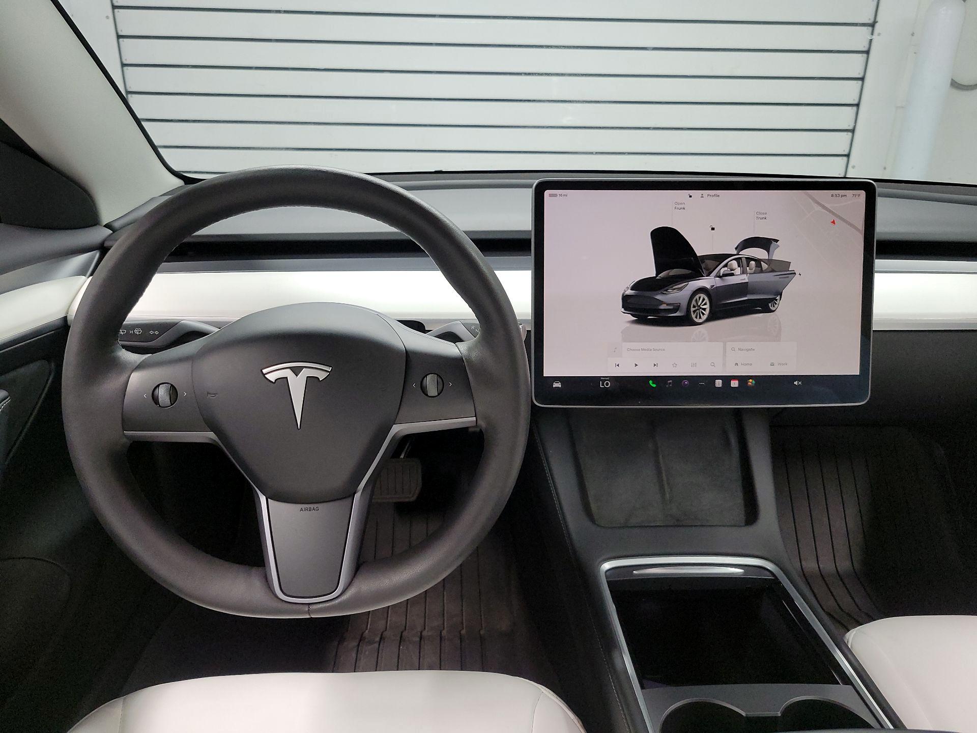 Thumbnail: 2023 Tesla Model 3 - 9