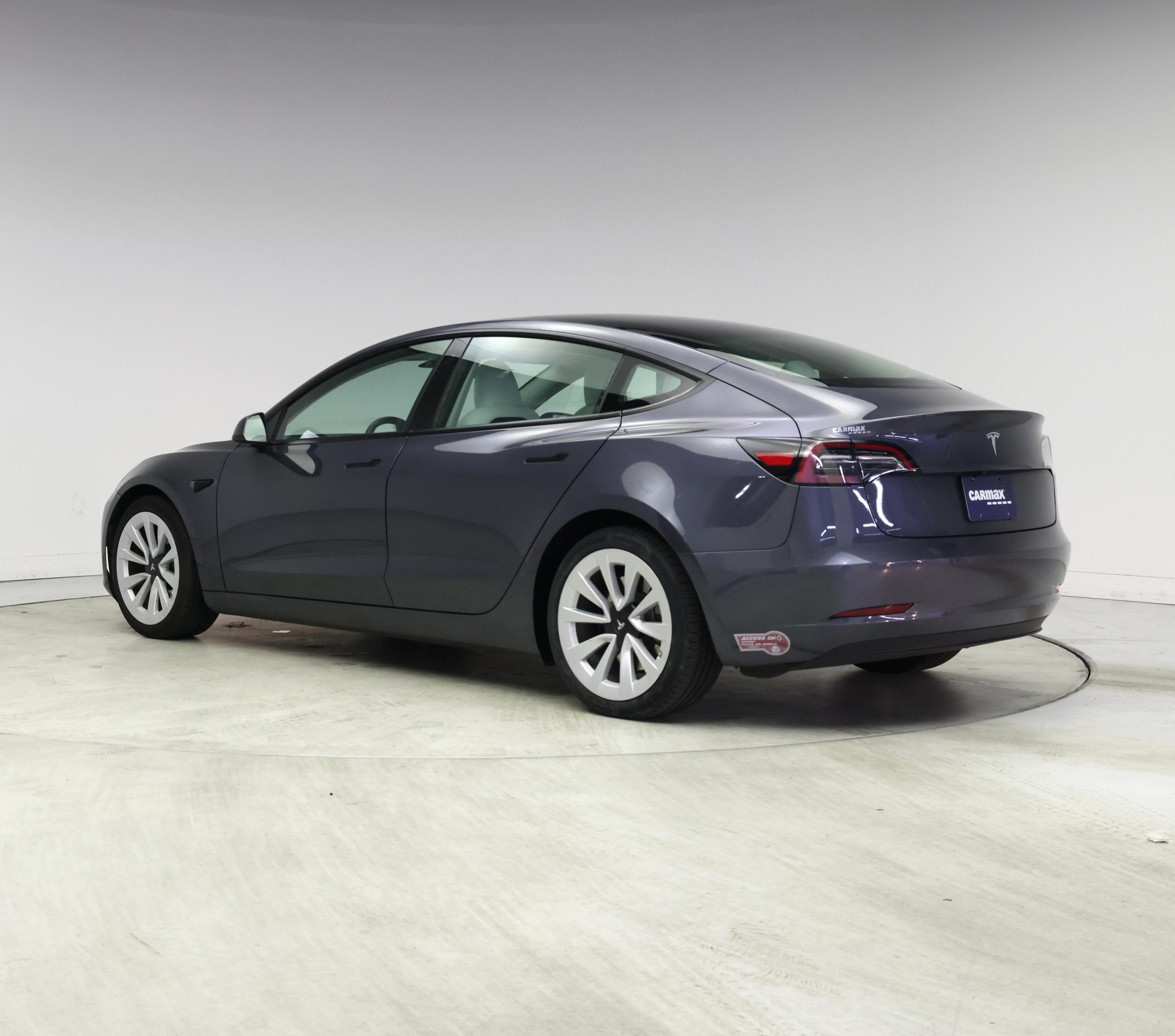 Thumbnail: 2023 Tesla Model 3 - 2