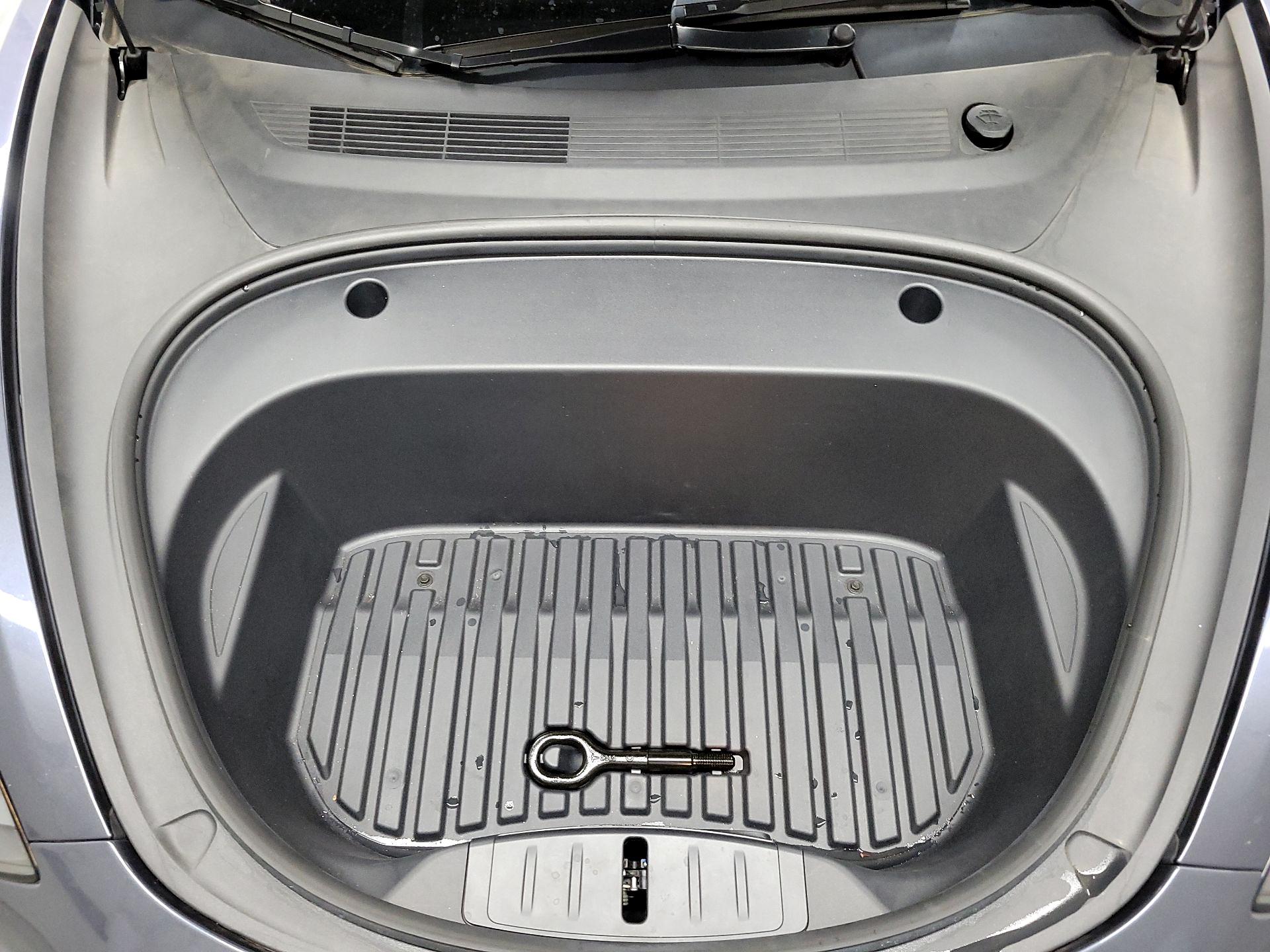 Thumbnail: 2023 Tesla Model 3 - 19
