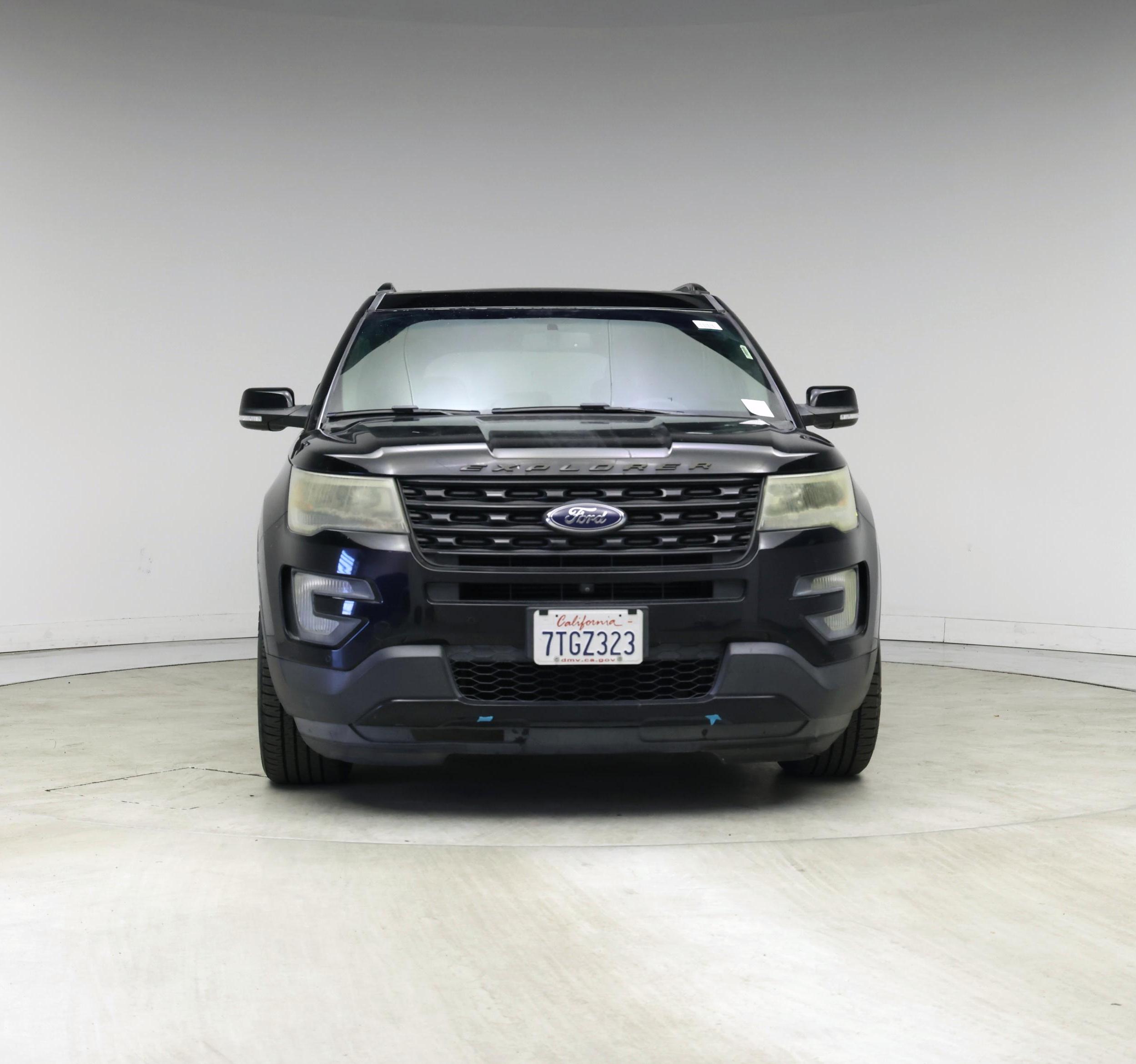 Thumbnail: 2016 Ford Explorer - 5