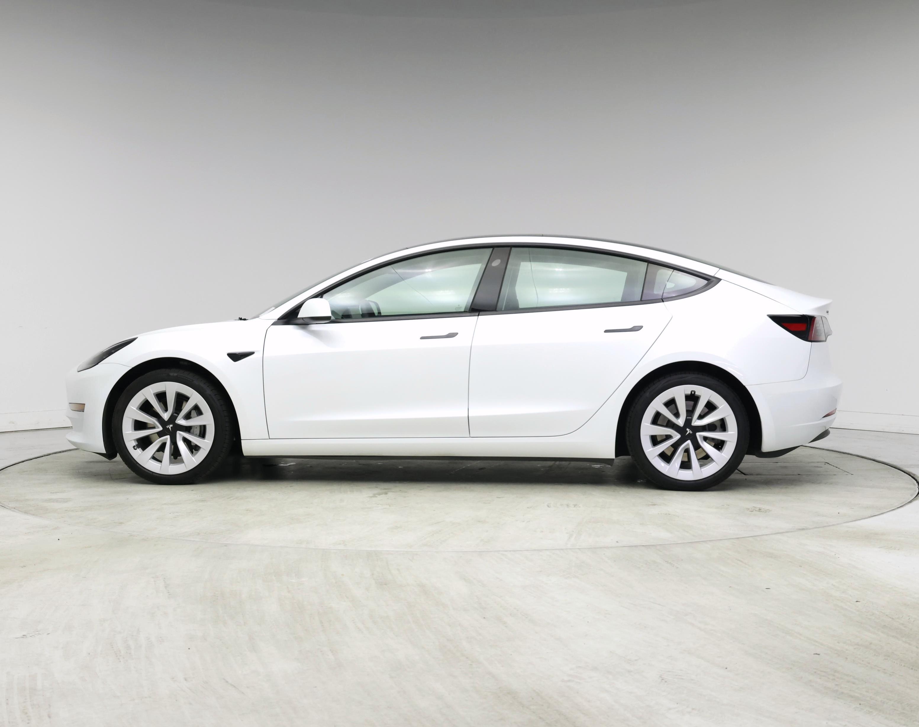 Thumbnail: 2023 Tesla Model 3 - 3