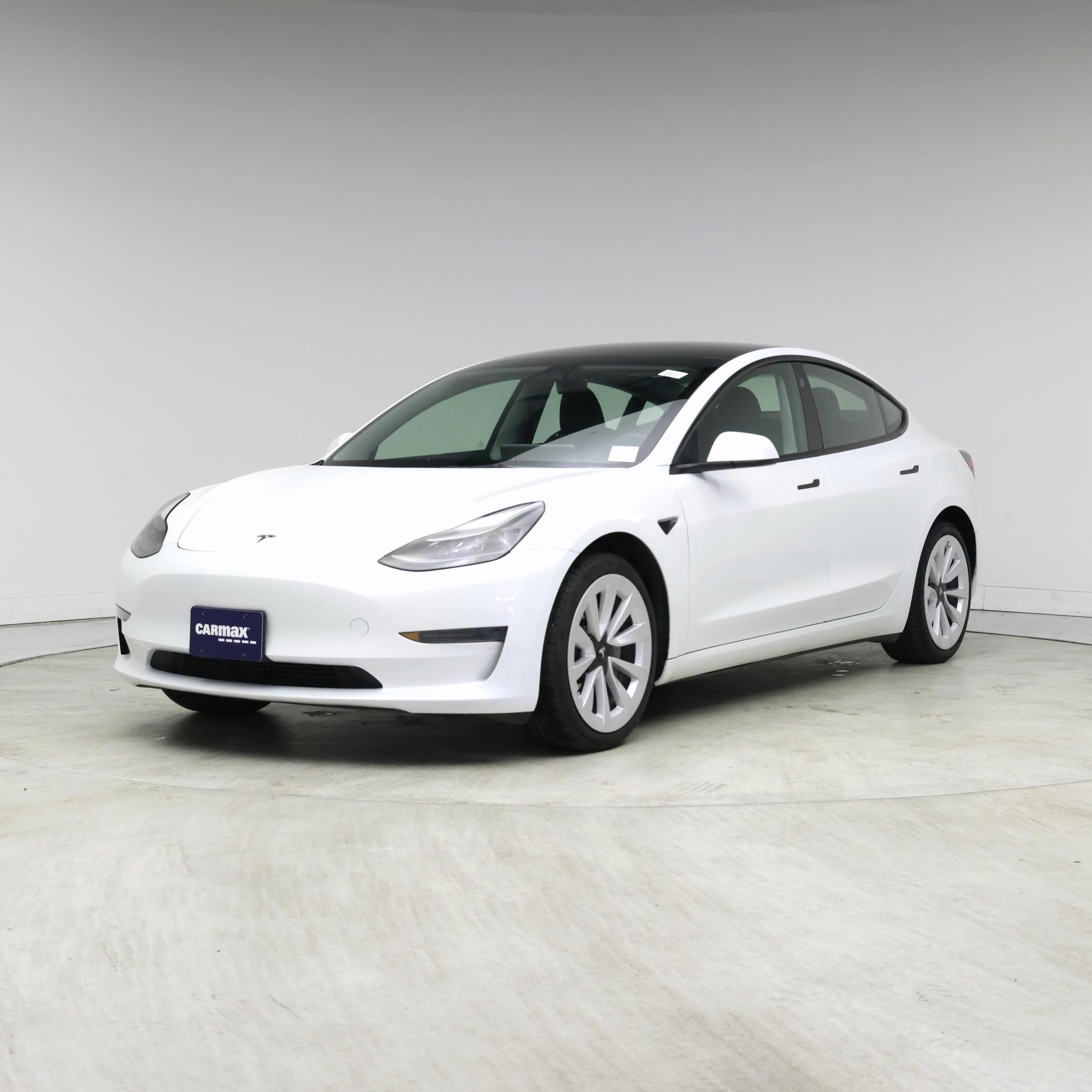 Thumbnail: 2023 Tesla Model 3 - 4