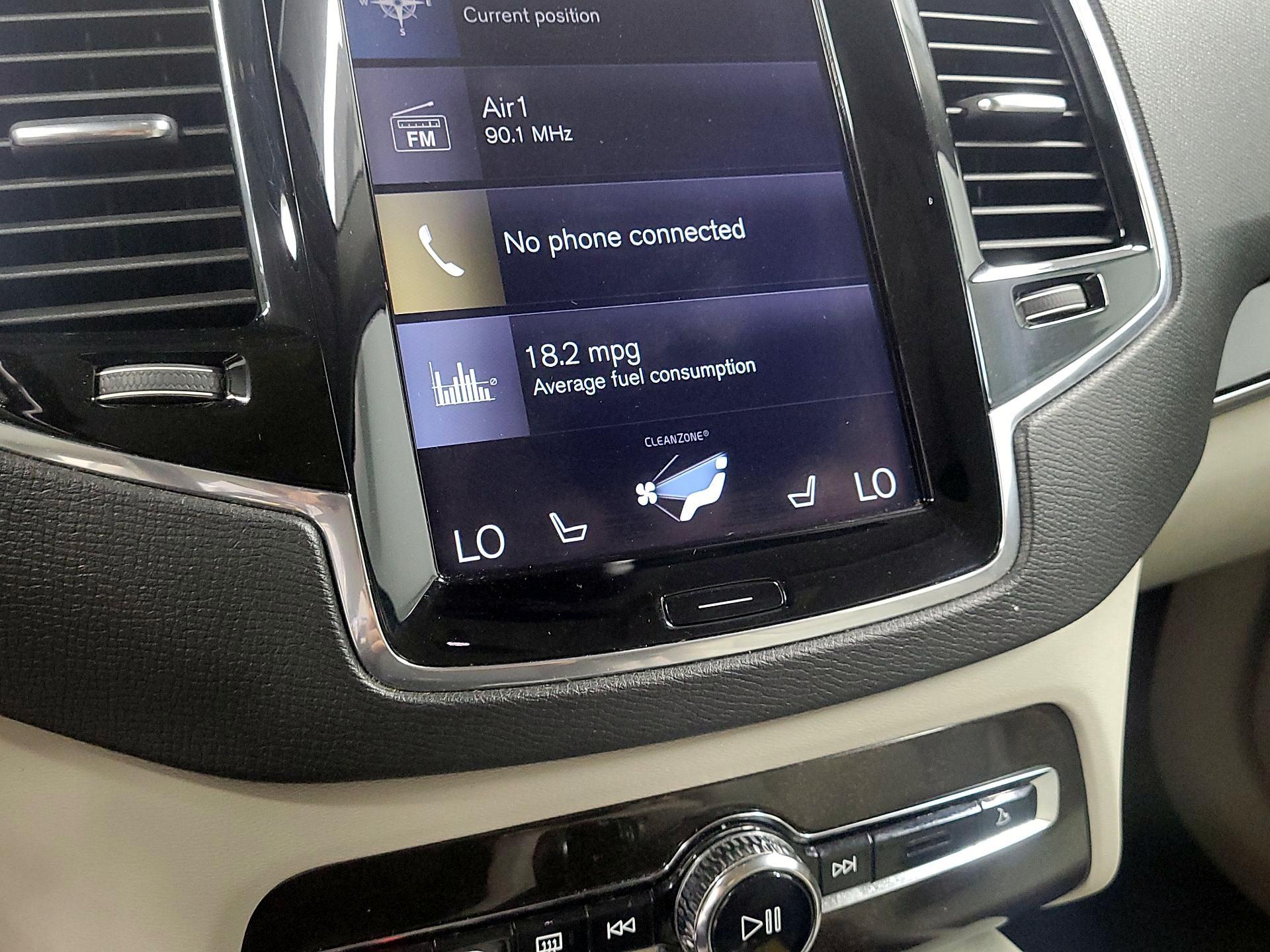 Thumbnail: 2017 Volvo XC90 - 16