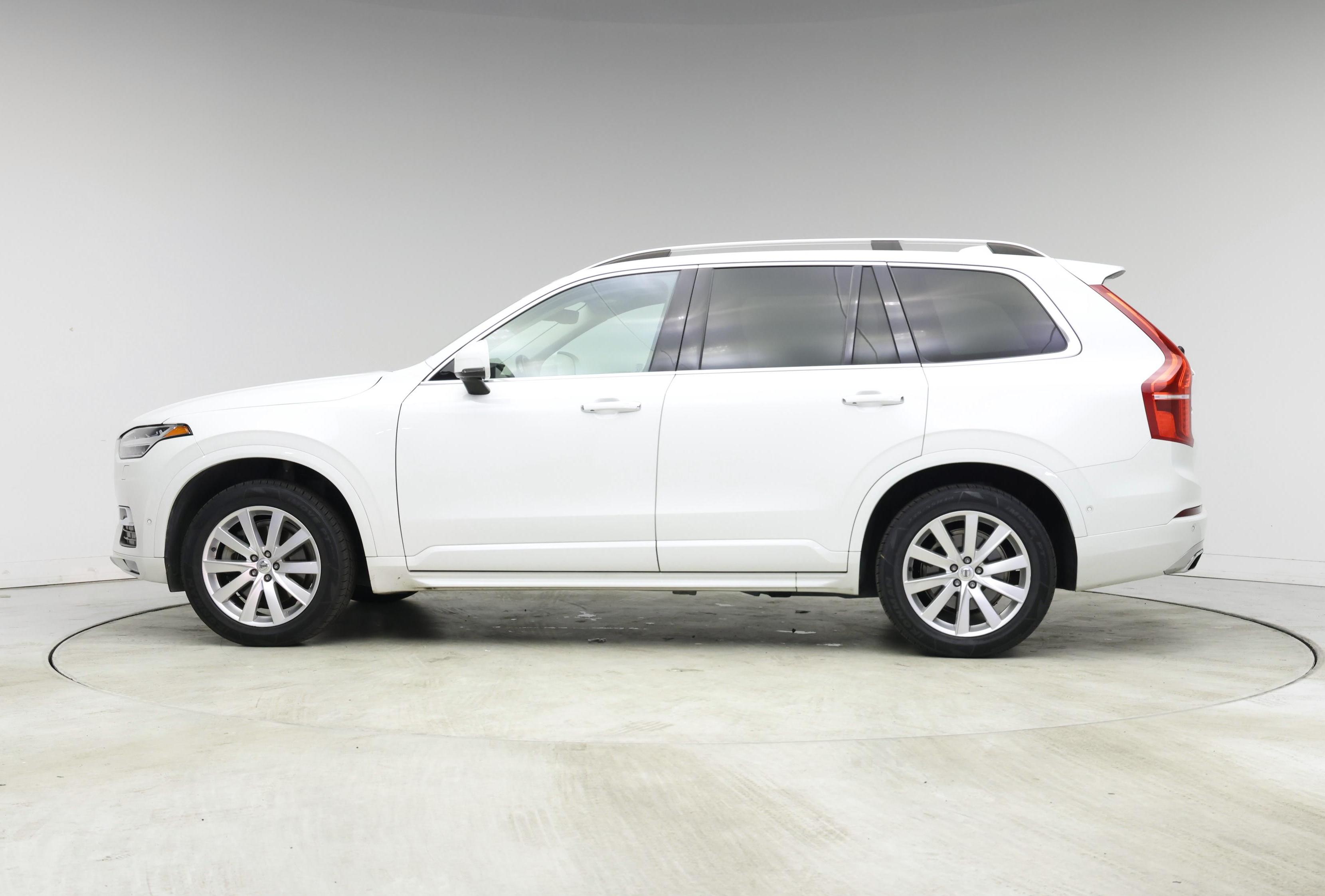Thumbnail: 2017 Volvo XC90 - 3