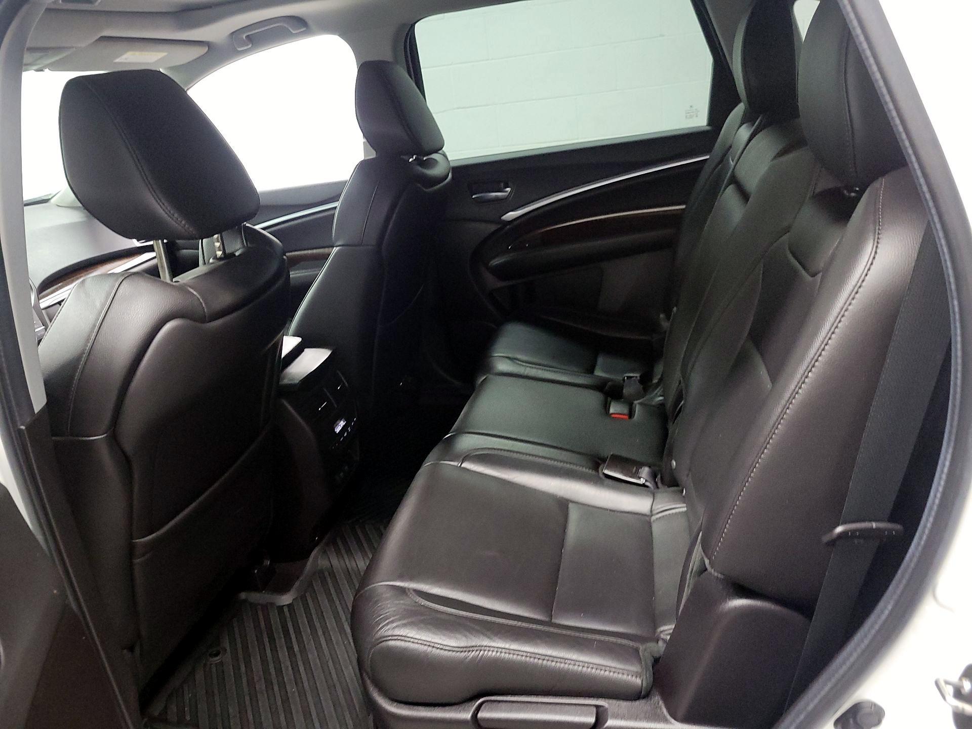 Thumbnail: 2019 Acura MDX - 18