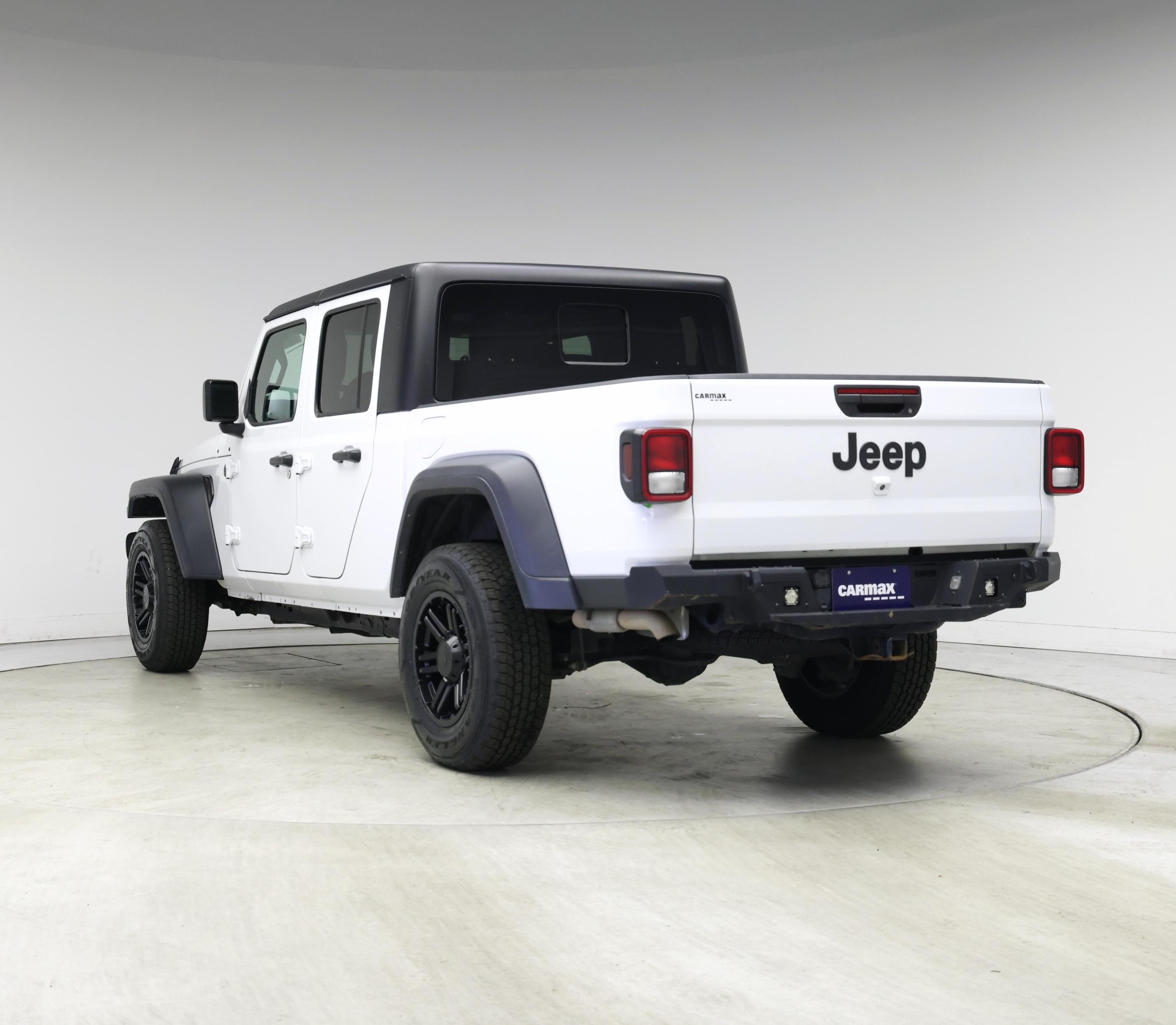 Thumbnail: 2023 Jeep Gladiator - 2