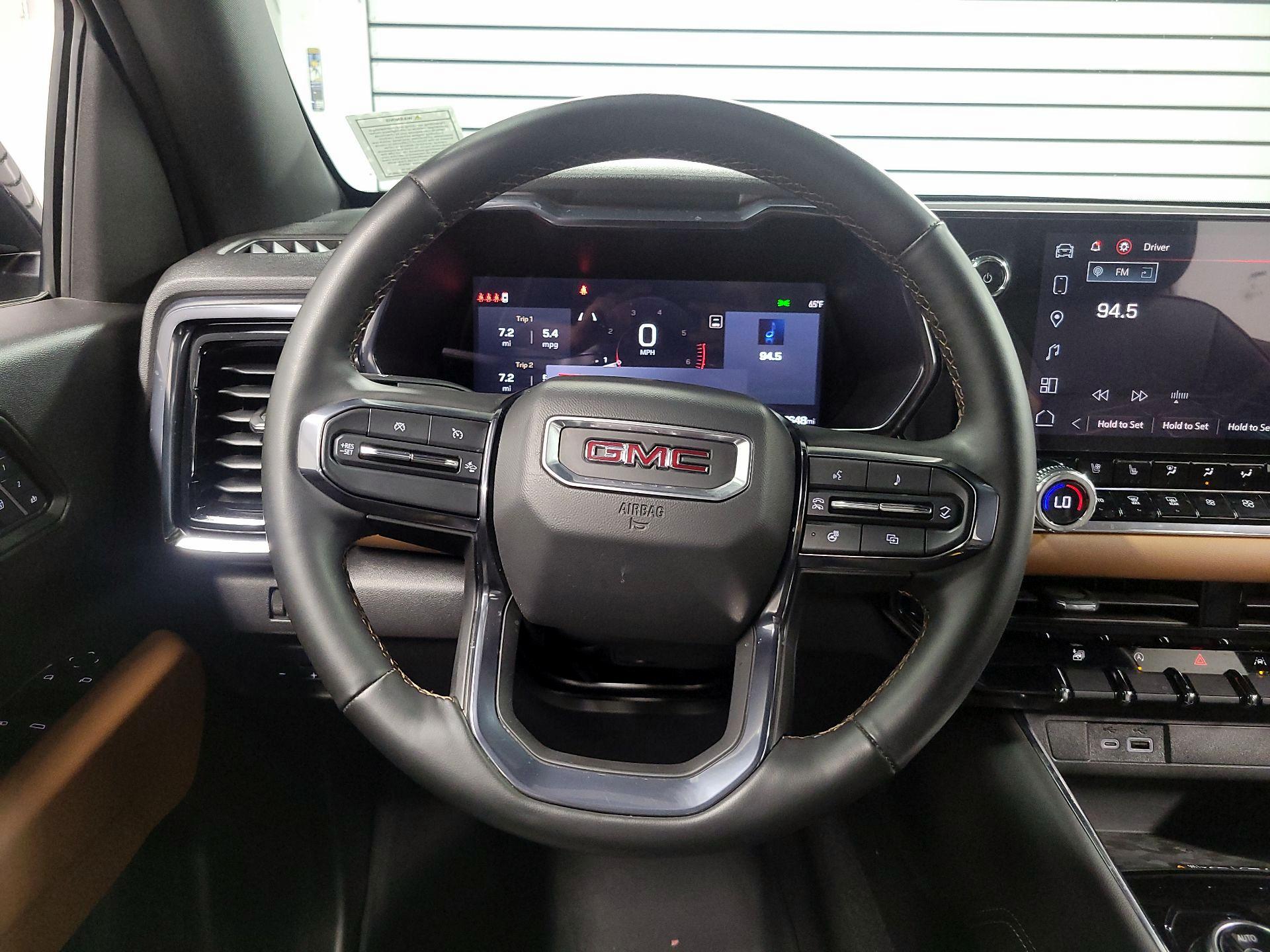 Thumbnail: 2024 GMC Canyon - 10