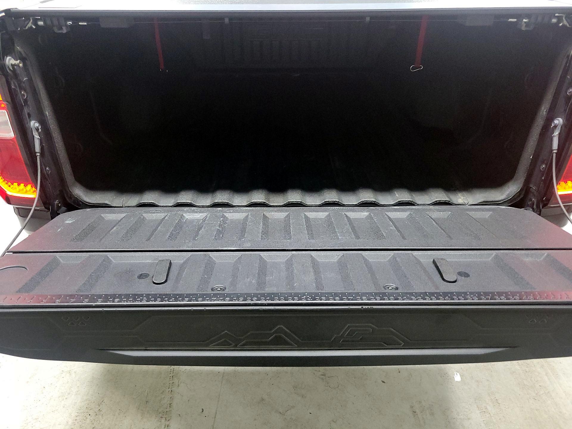 Thumbnail: 2024 GMC Canyon - 18