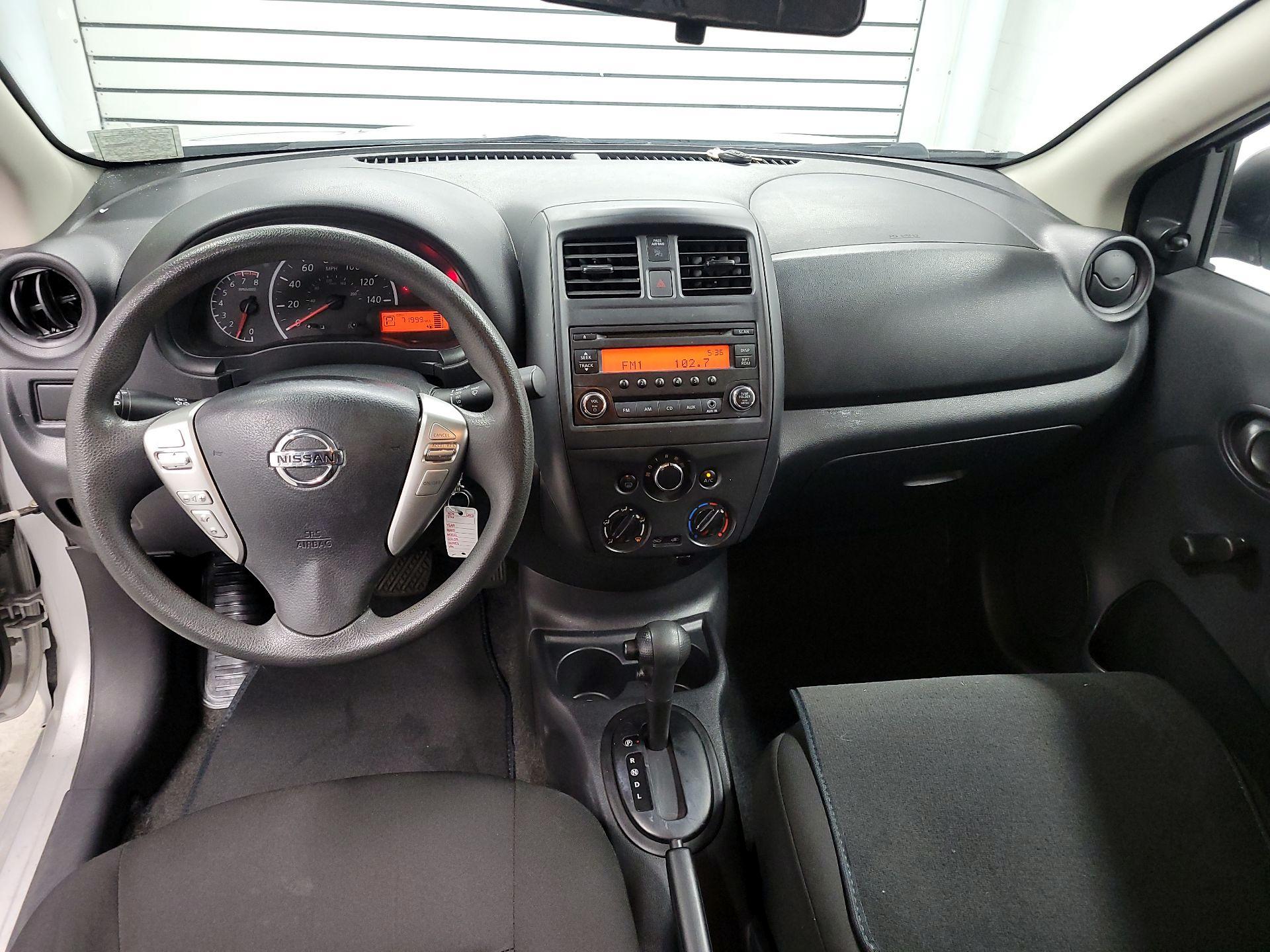 Thumbnail: 2015 Nissan Versa - 9