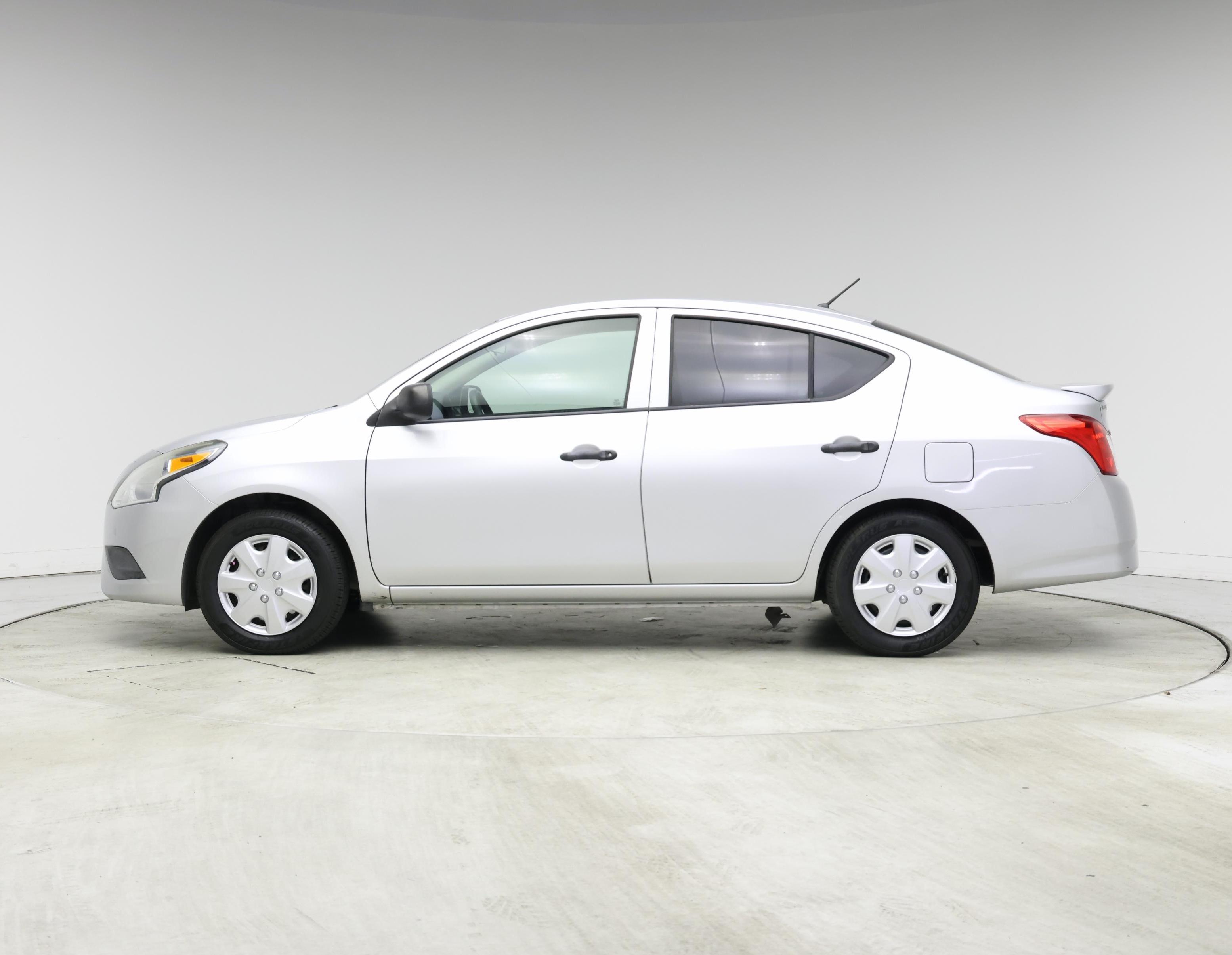 Thumbnail: 2015 Nissan Versa - 3