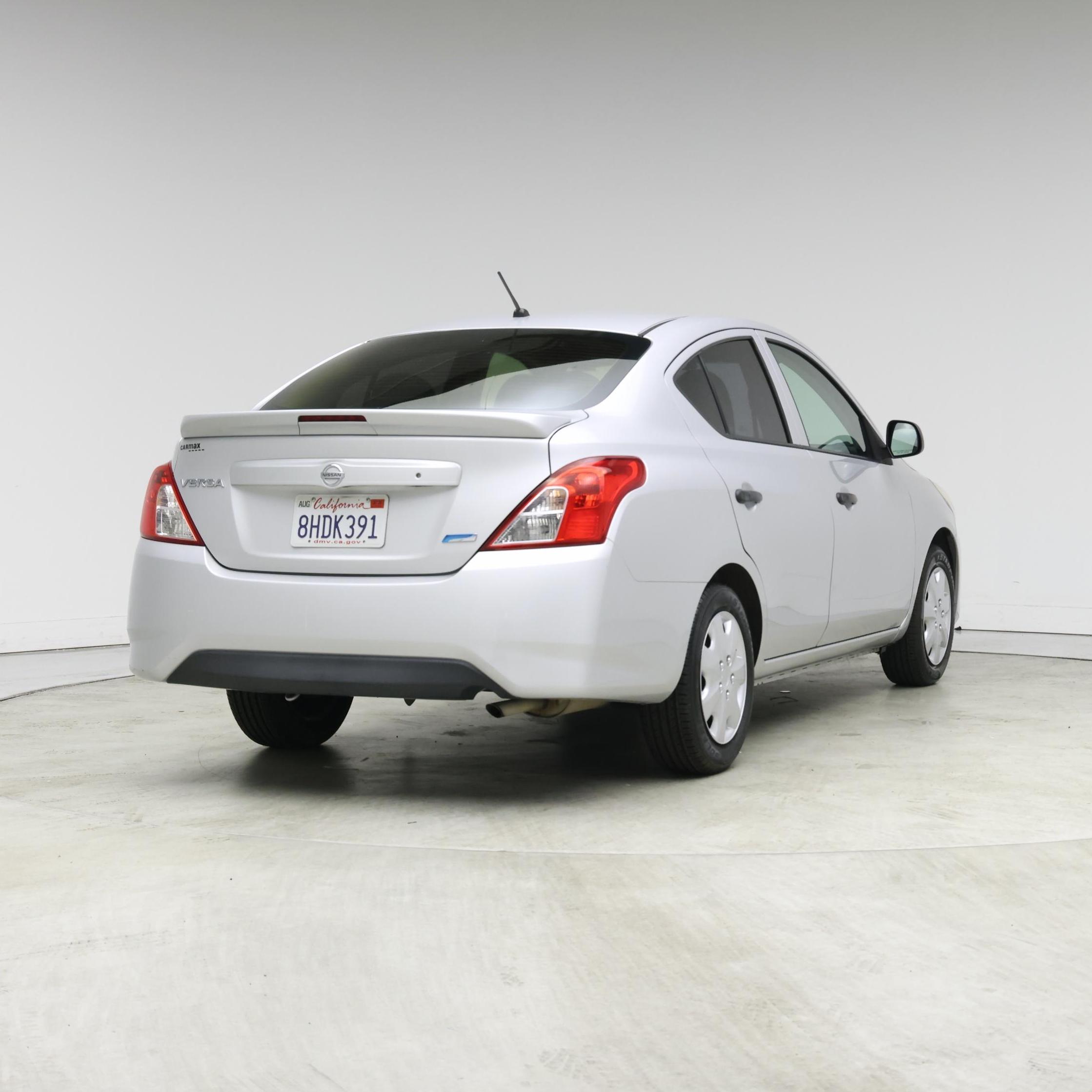 Thumbnail: 2015 Nissan Versa - 8