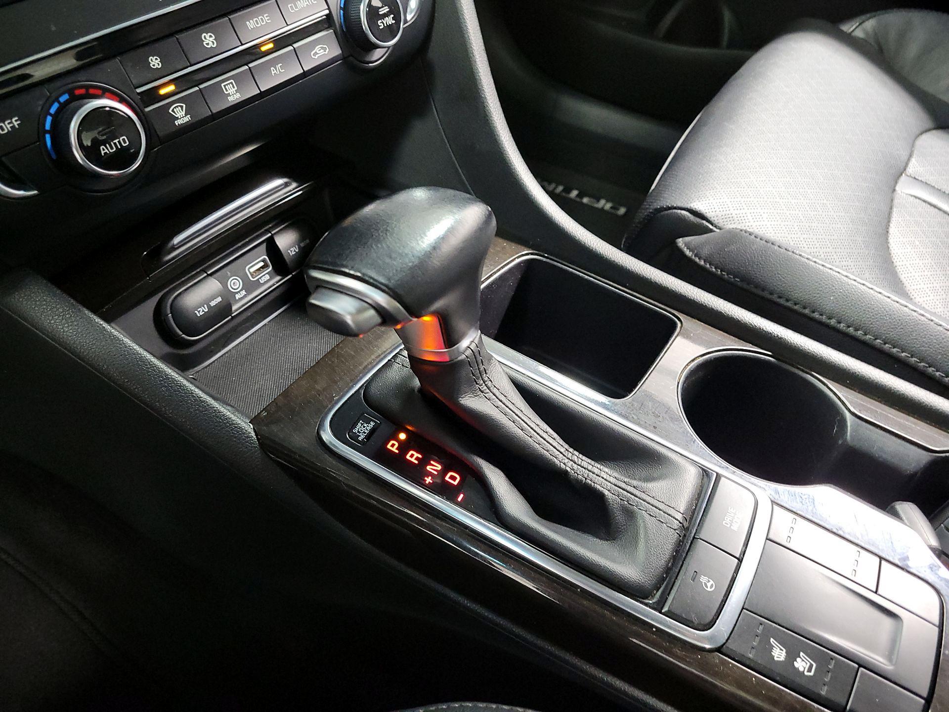Thumbnail: 2016 Kia Optima - 18