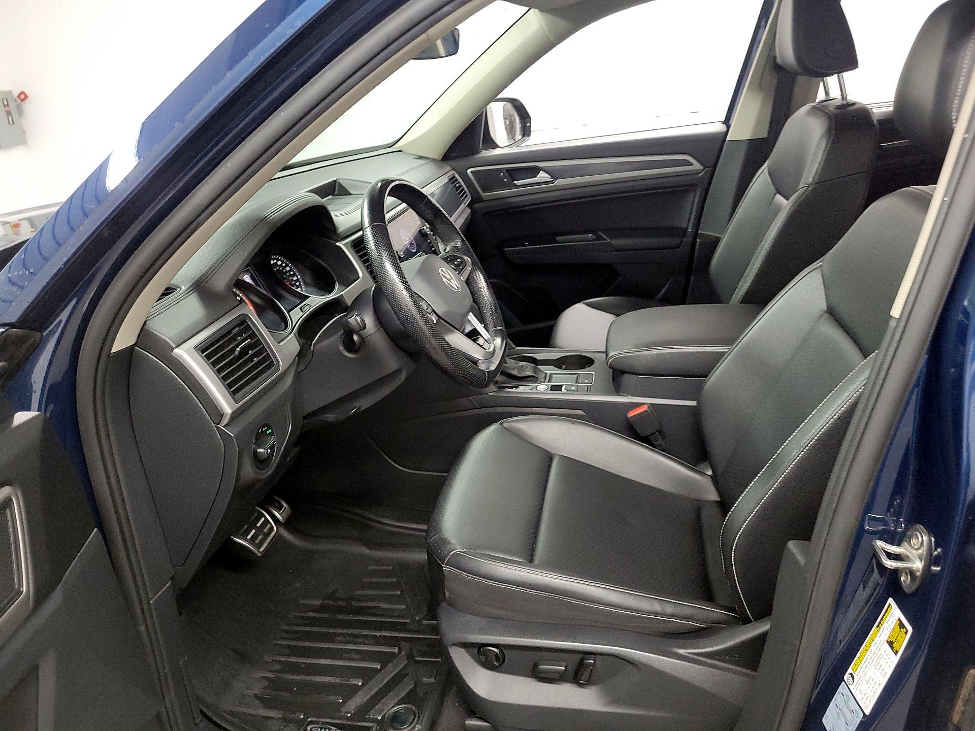 Thumbnail: 2021 Volkswagen Atlas - 11