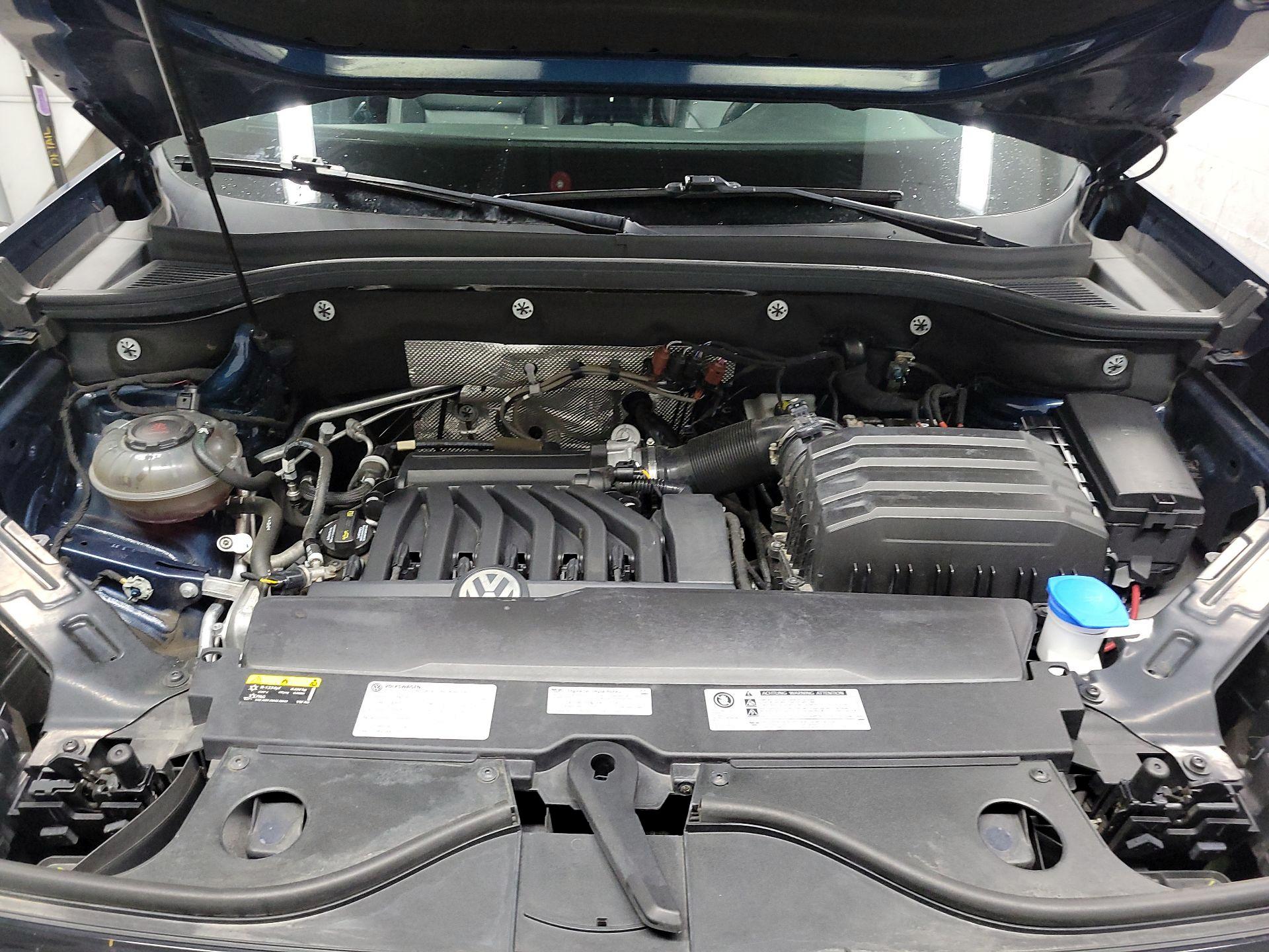 Thumbnail: 2021 Volkswagen Atlas - 18