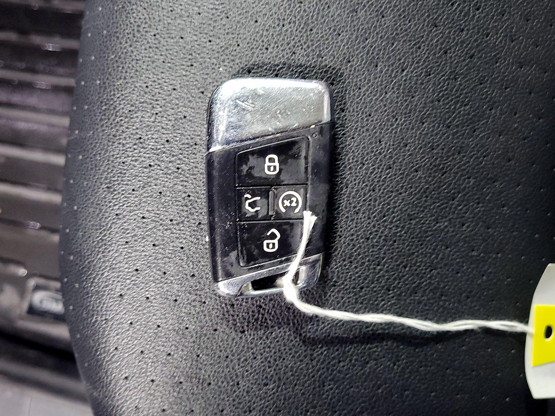 Thumbnail: 2021 Volkswagen Atlas - 19