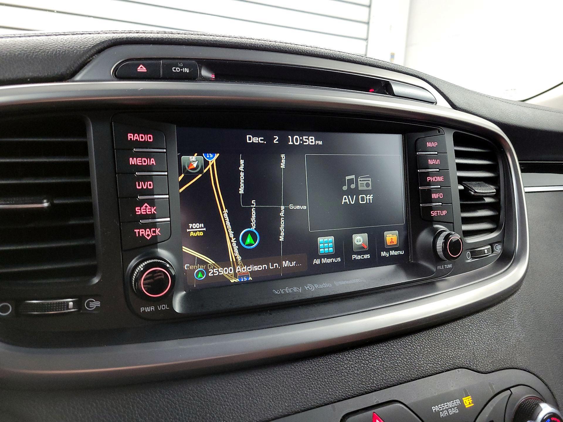 Thumbnail: 2017 Kia Sorento - 13