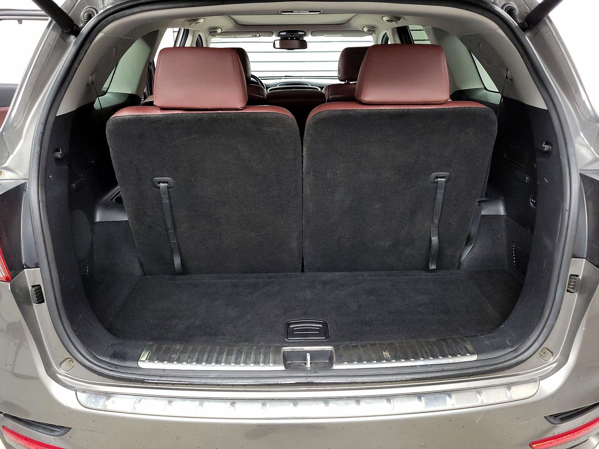 Thumbnail: 2017 Kia Sorento - 17