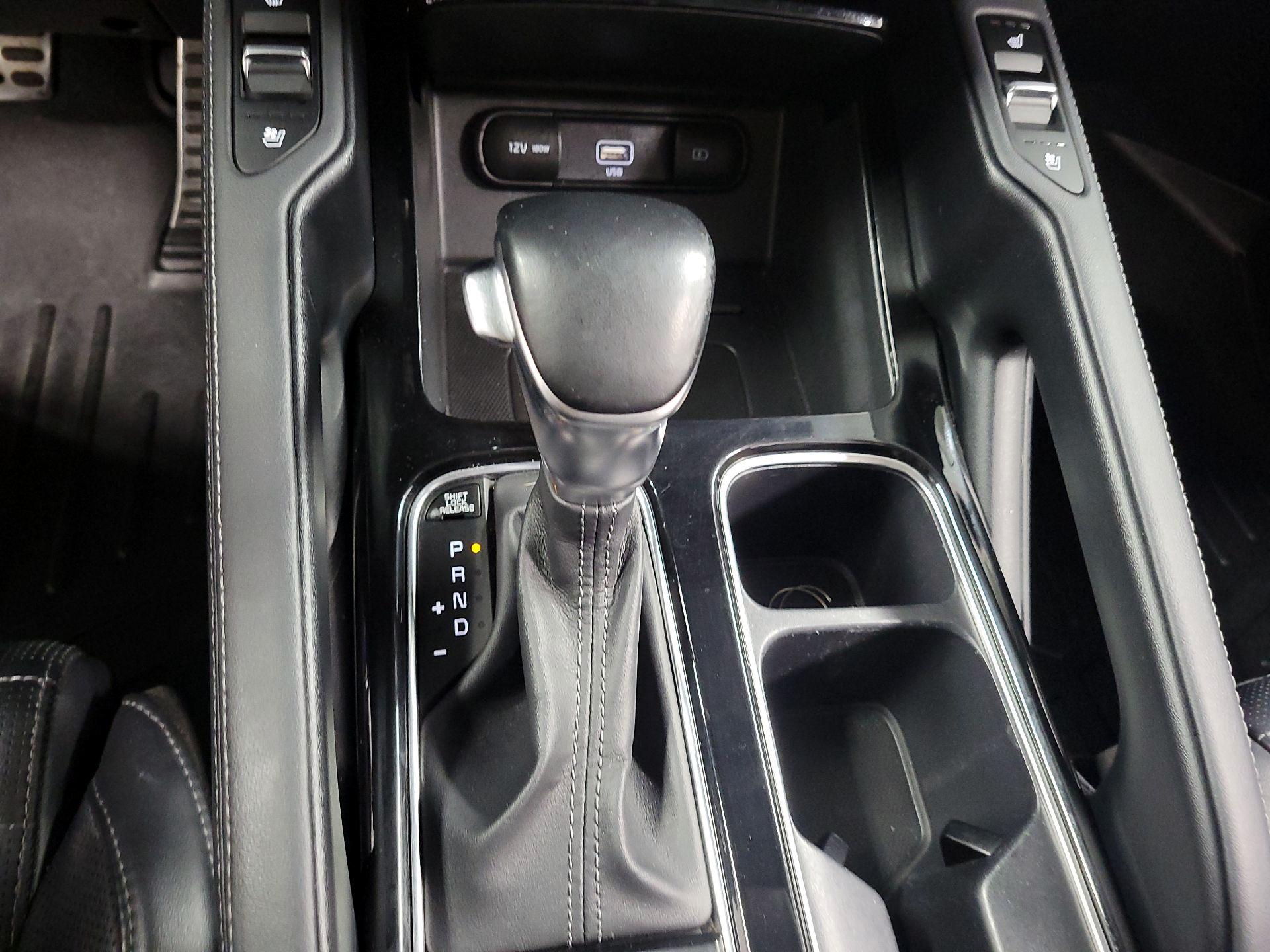 Thumbnail: 2021 Kia Telluride - 16