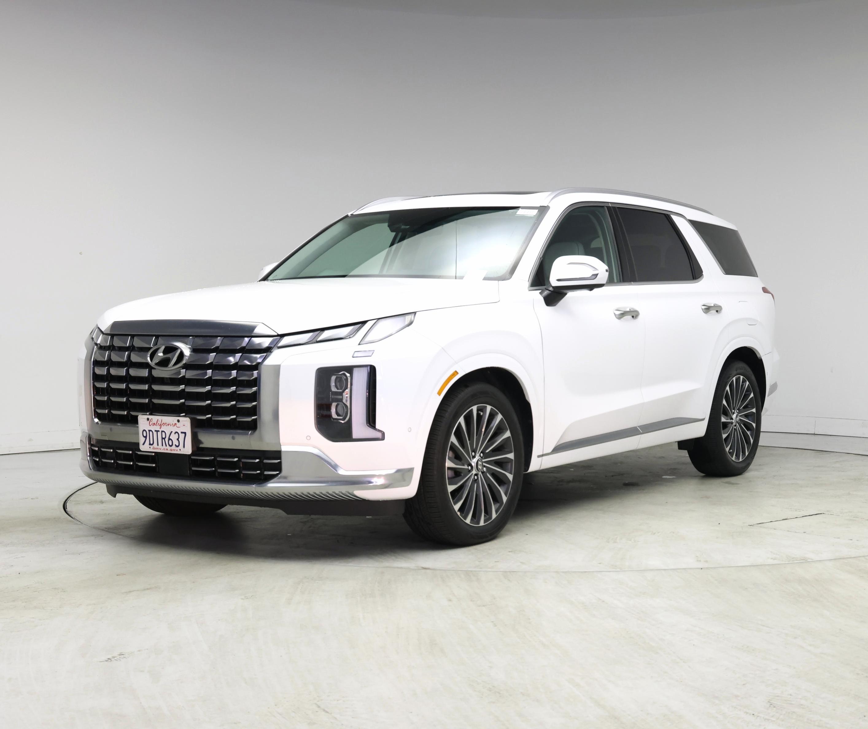 Thumbnail: 2023 Hyundai Palisade - 4