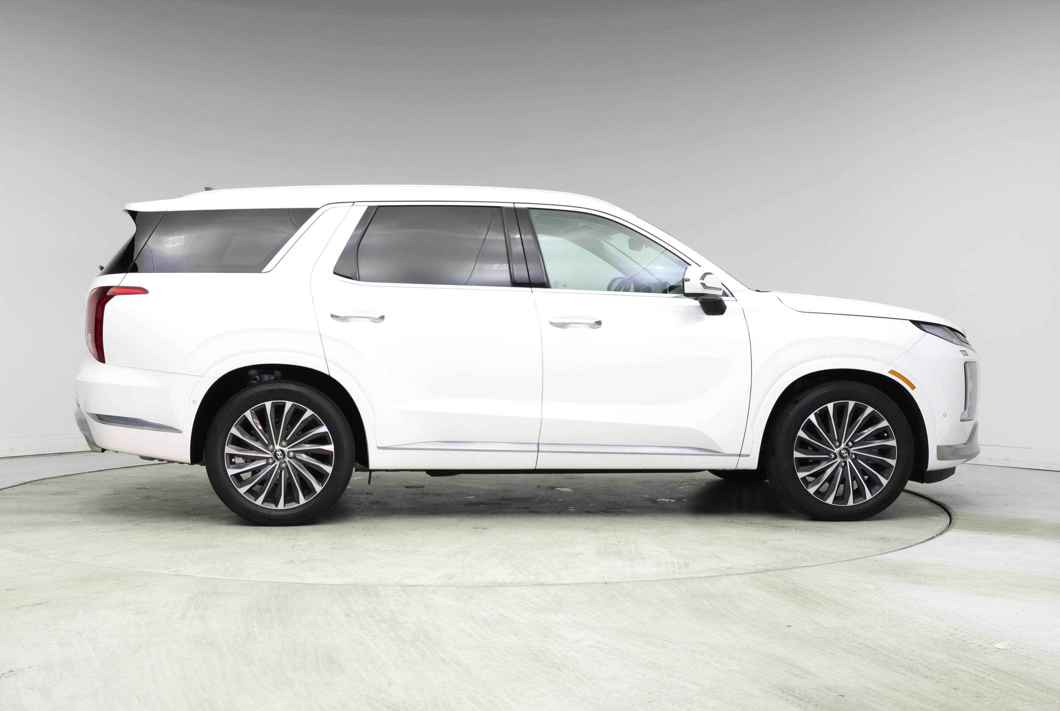 Thumbnail: 2023 Hyundai Palisade - 7