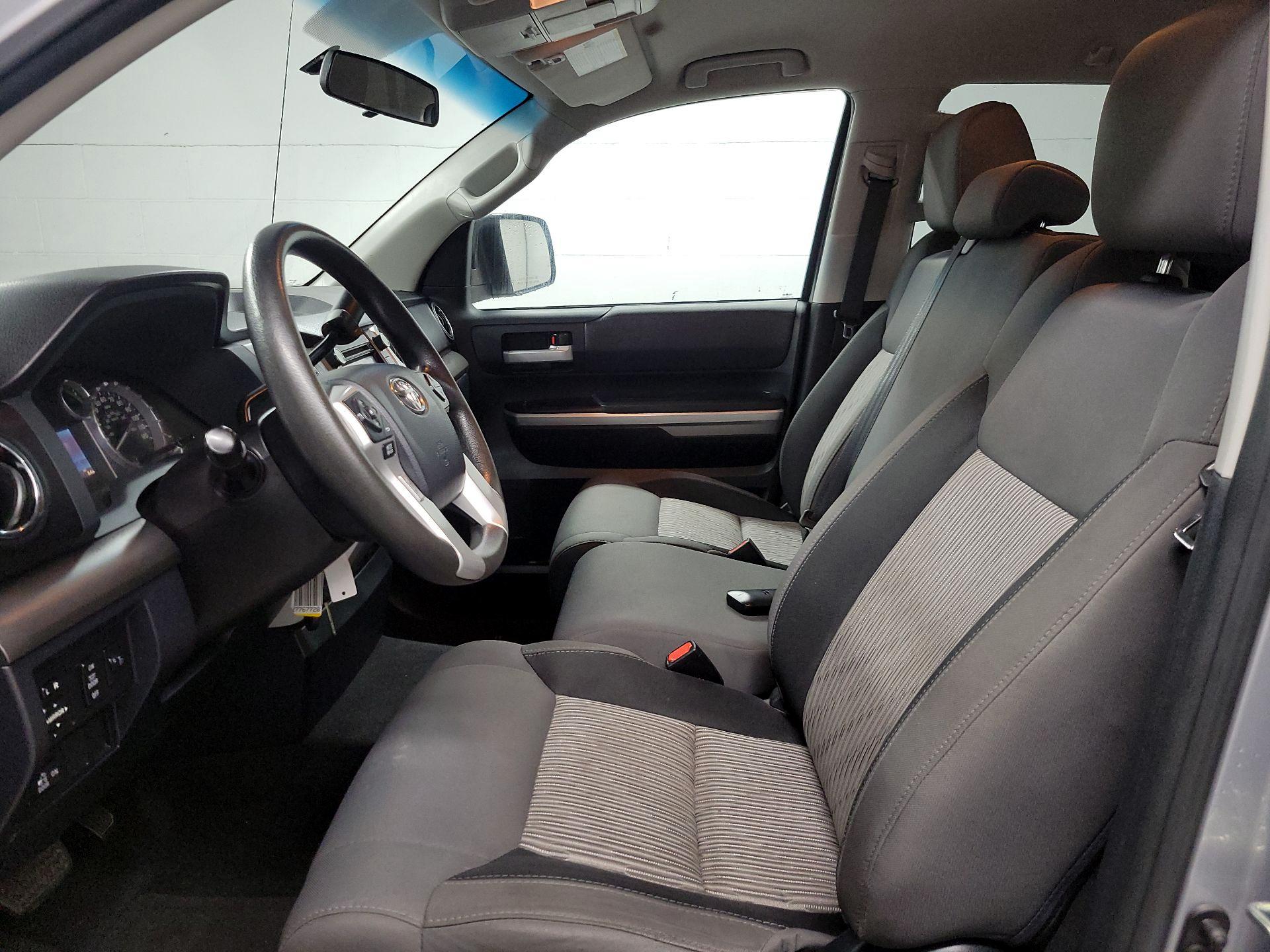 Thumbnail: 2017 Toyota Tundra - 11