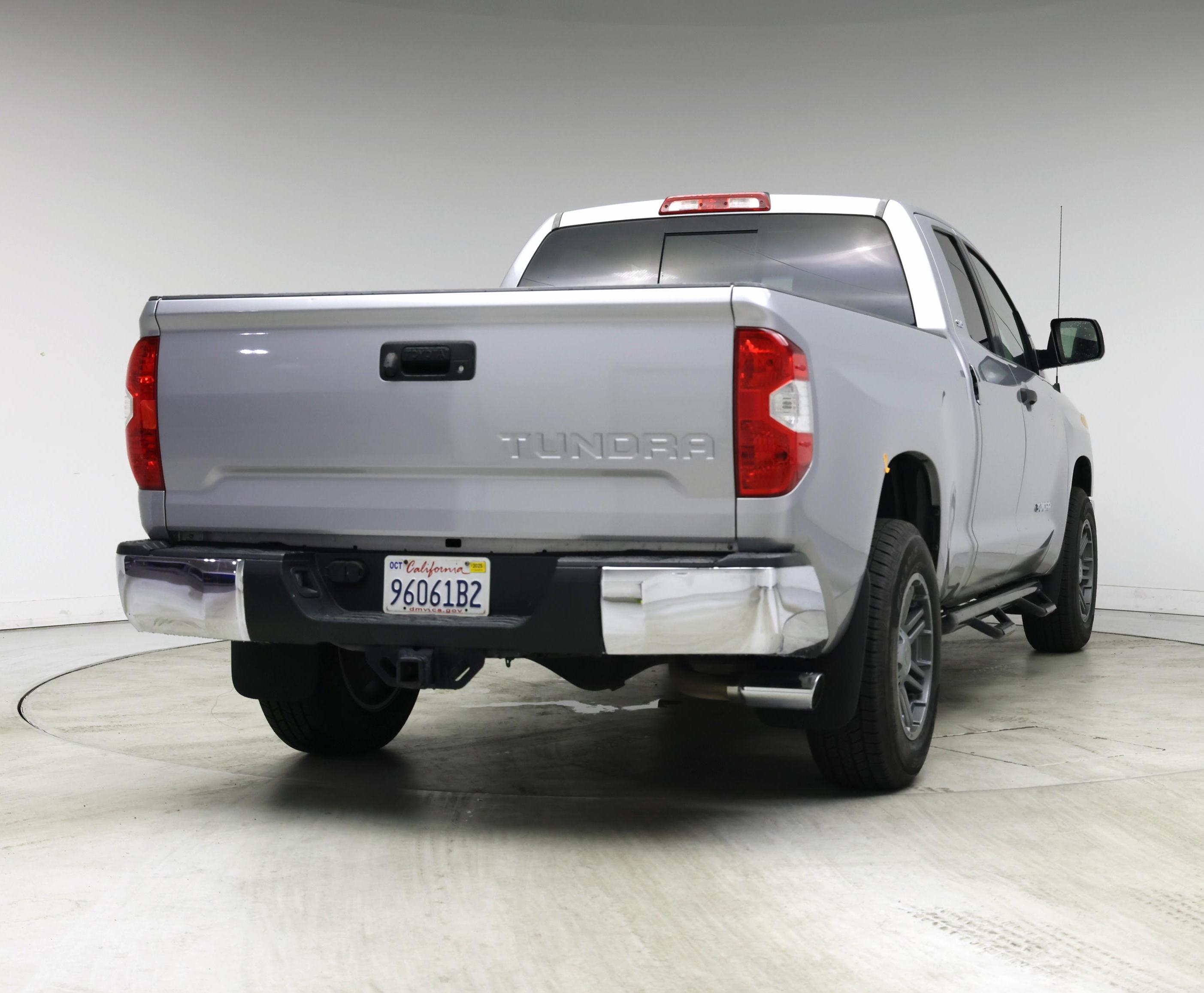 Thumbnail: 2017 Toyota Tundra - 8