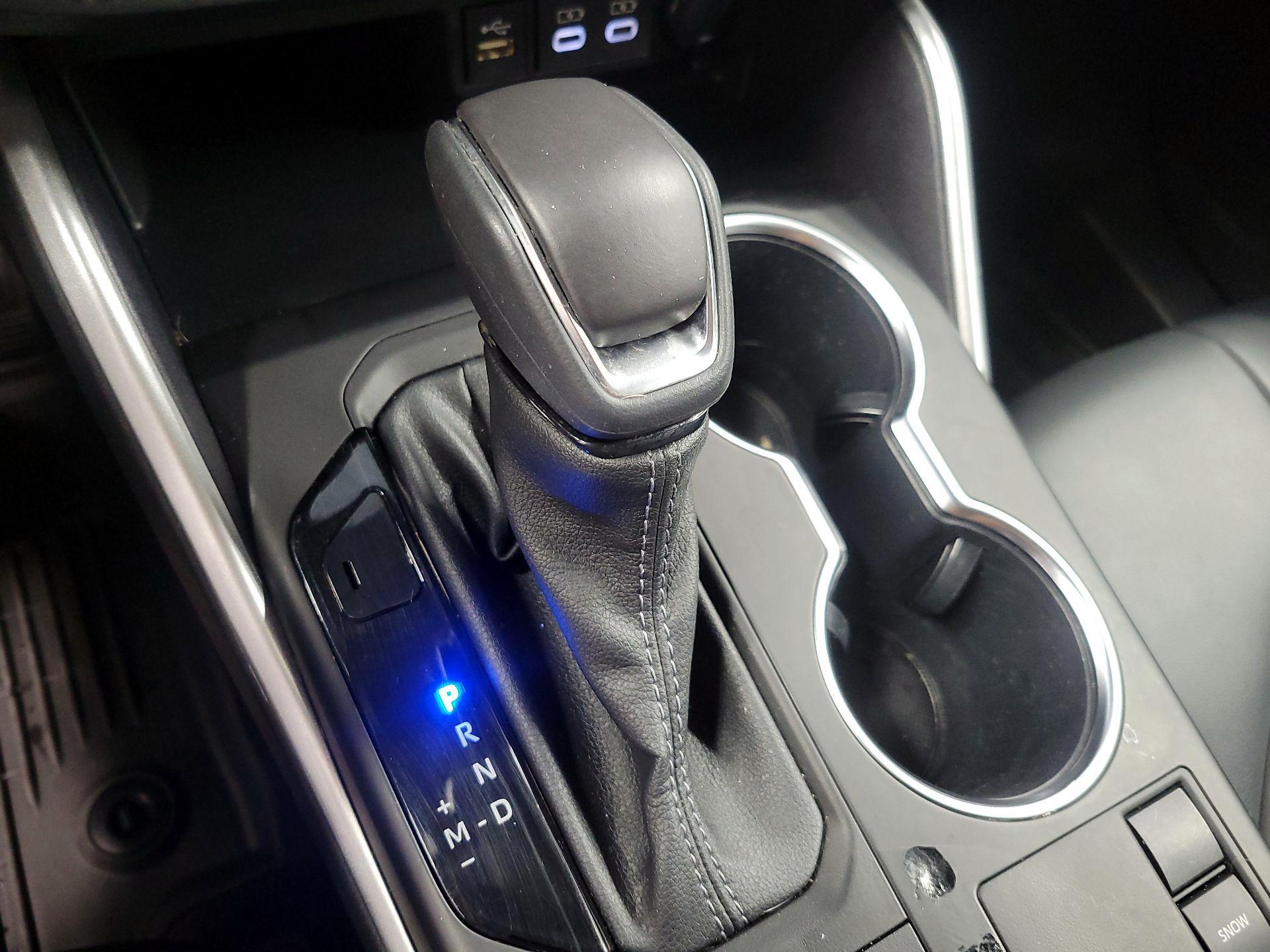 Thumbnail: 2023 Toyota Highlander - 17