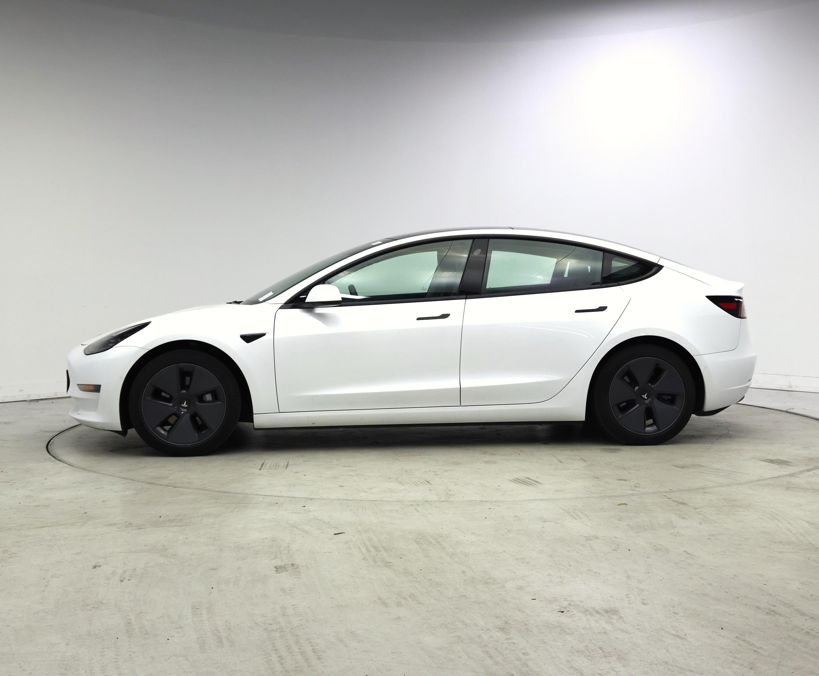 Thumbnail: 2021 Tesla Model 3 - 3